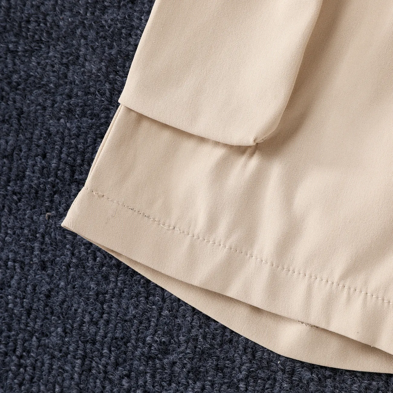 Pantalones cortos casuales de poliéster para niño con bolsillos - Color liso Caqui big image 1