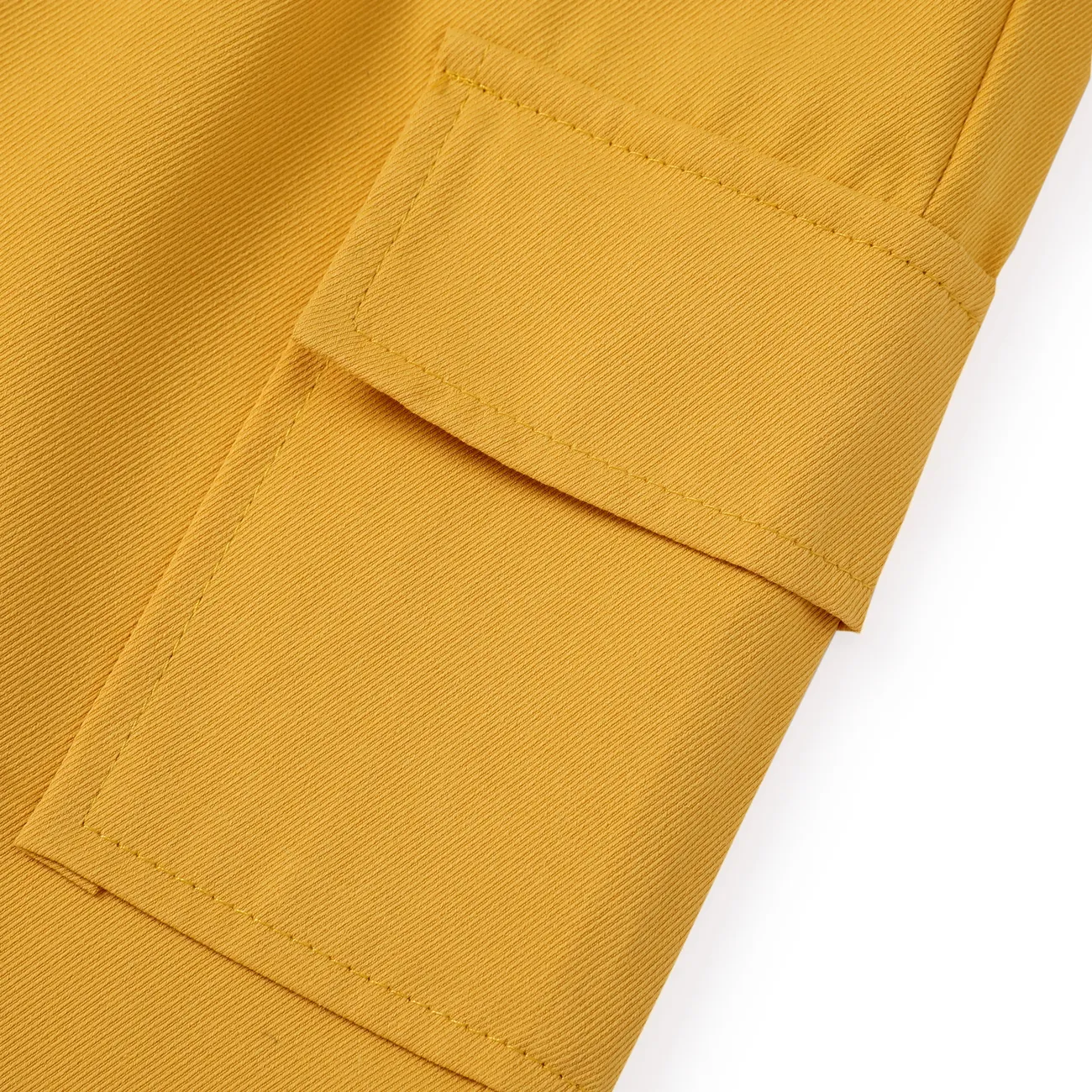 Elastische Shorts mit einfarbigem Taschendesign für Kinderjungen gelb big image 1