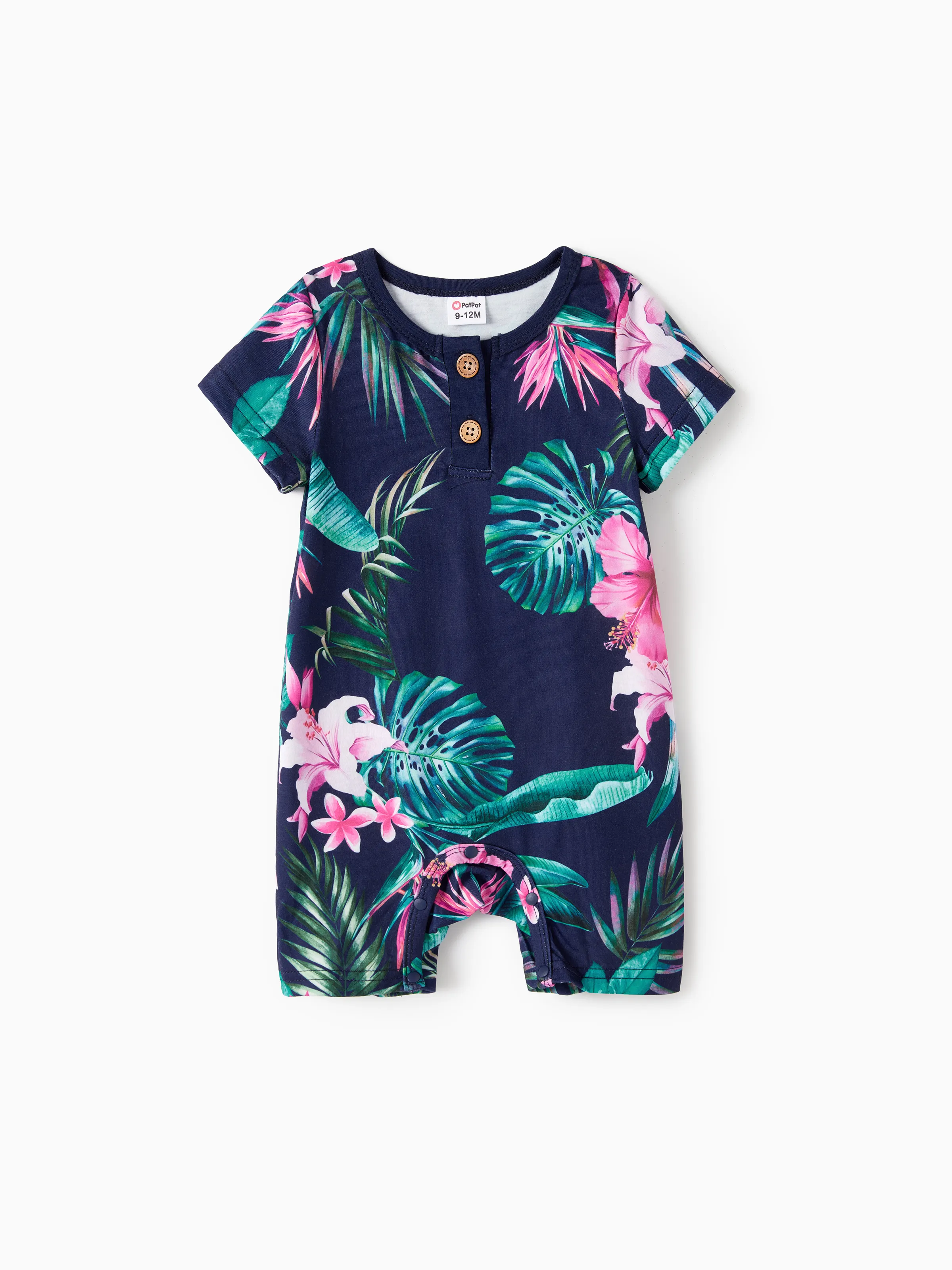 

Family Matching Floral Panel Tee and Flower Pattern Ruffle Hem Strap Dress Sets