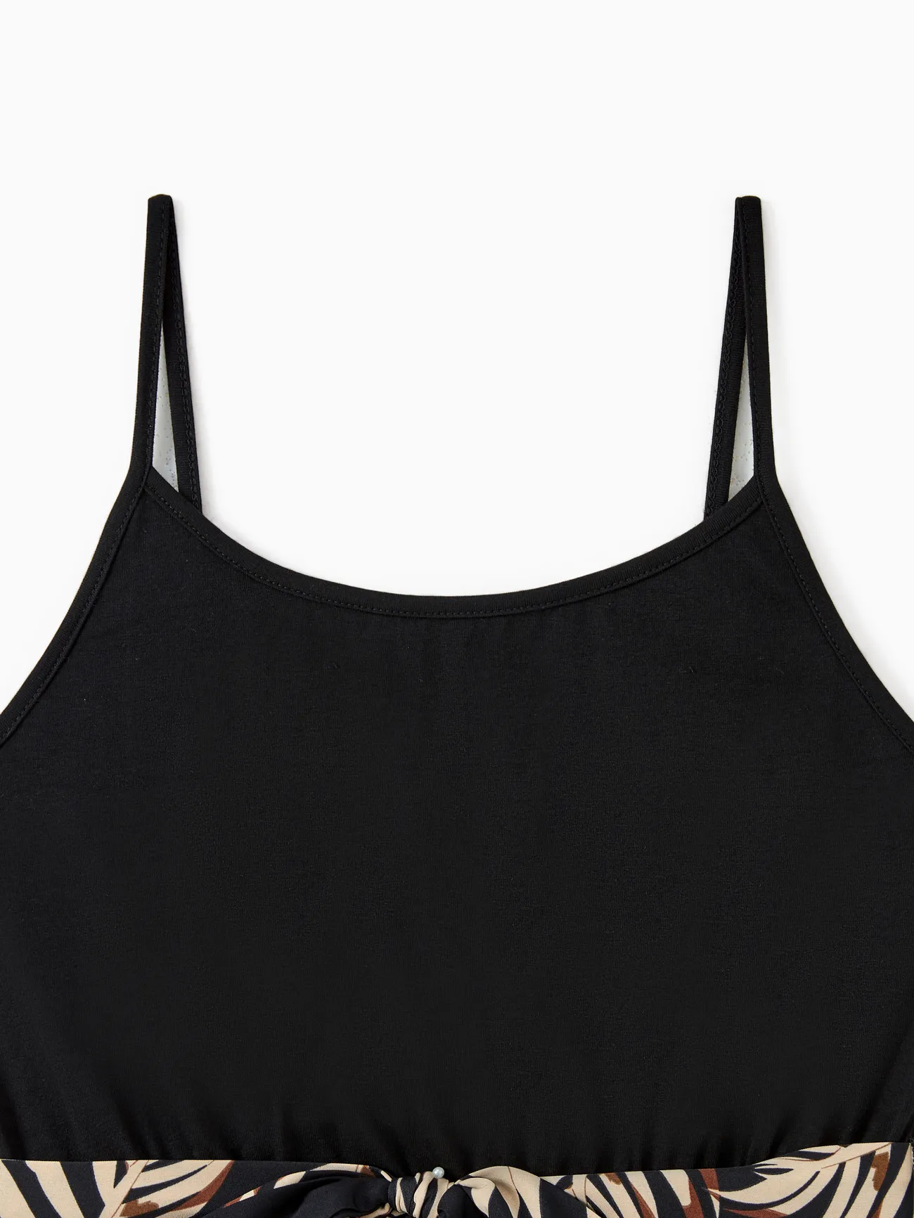 Women - Black Tropical Vacation Outfits for Matching Family - Black - image 4