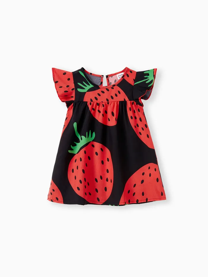 فستان بناتي بطبعة فراولة بأكمام رفرفة