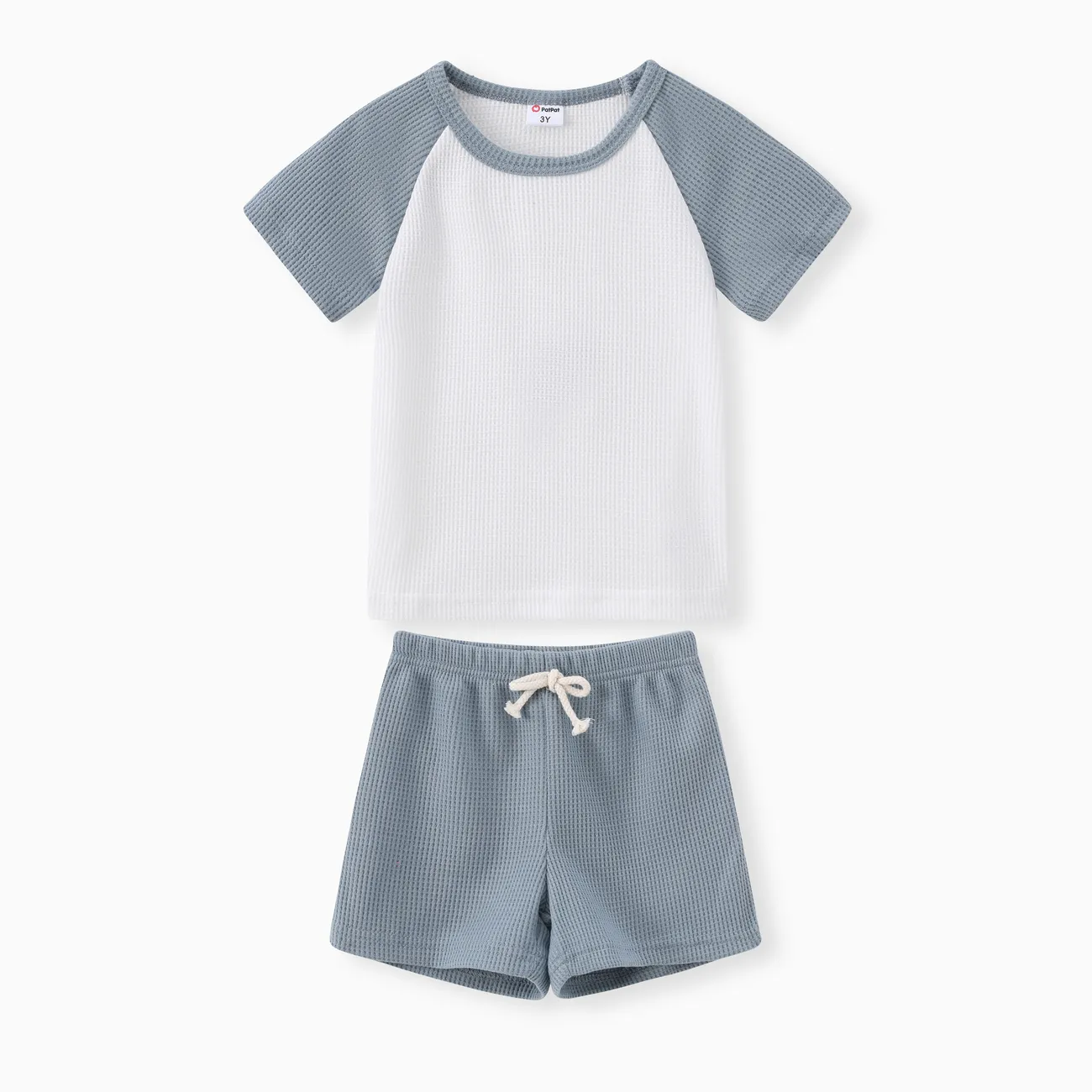 2-piece Toddler Boy Waffle Colorblock Raglan Sleeve Tee and Solid Color Shorts Set Blue big image 1