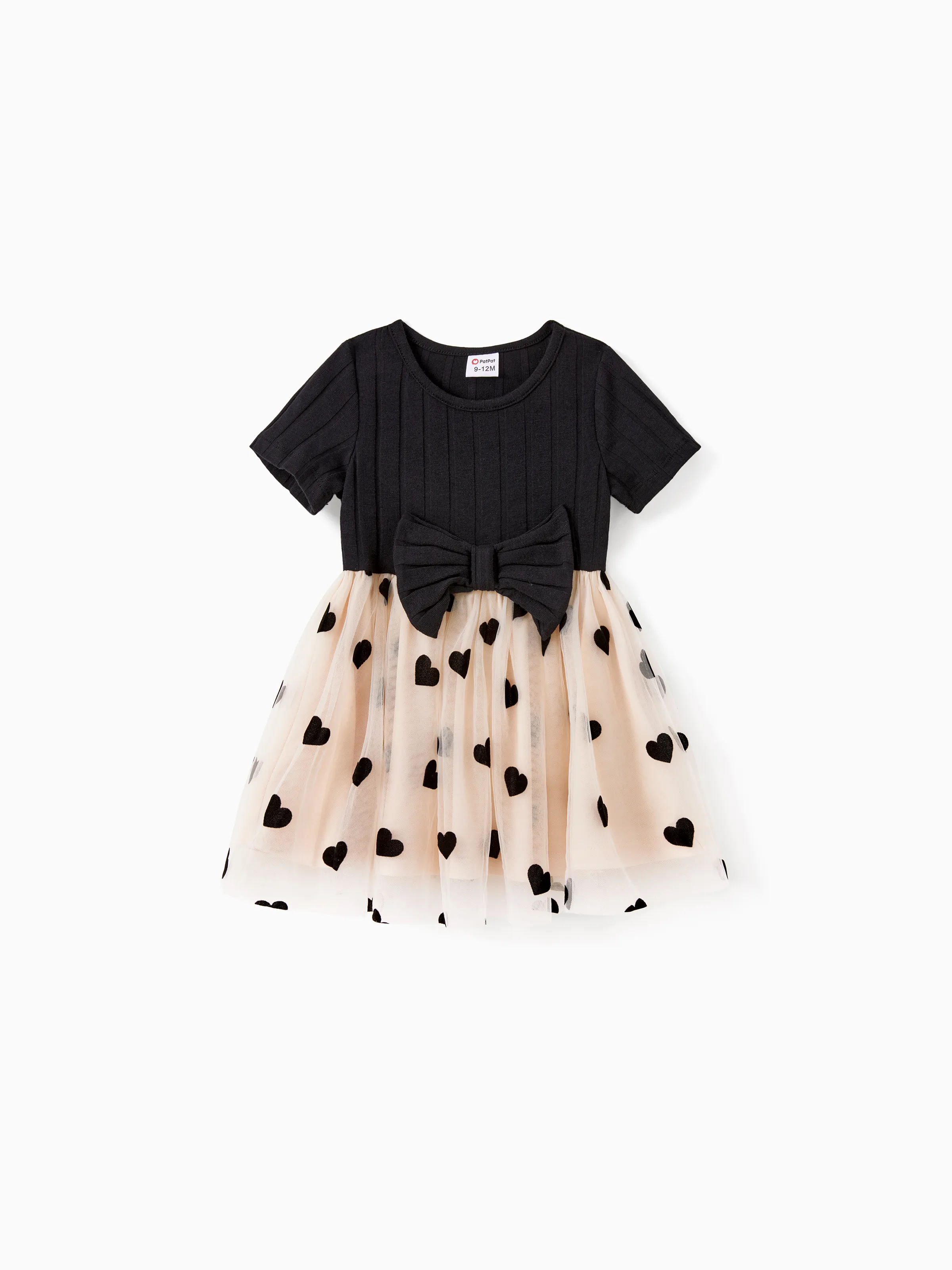 

Mommy and Me Black Top Spliced Heart Pattern Mesh Dresses