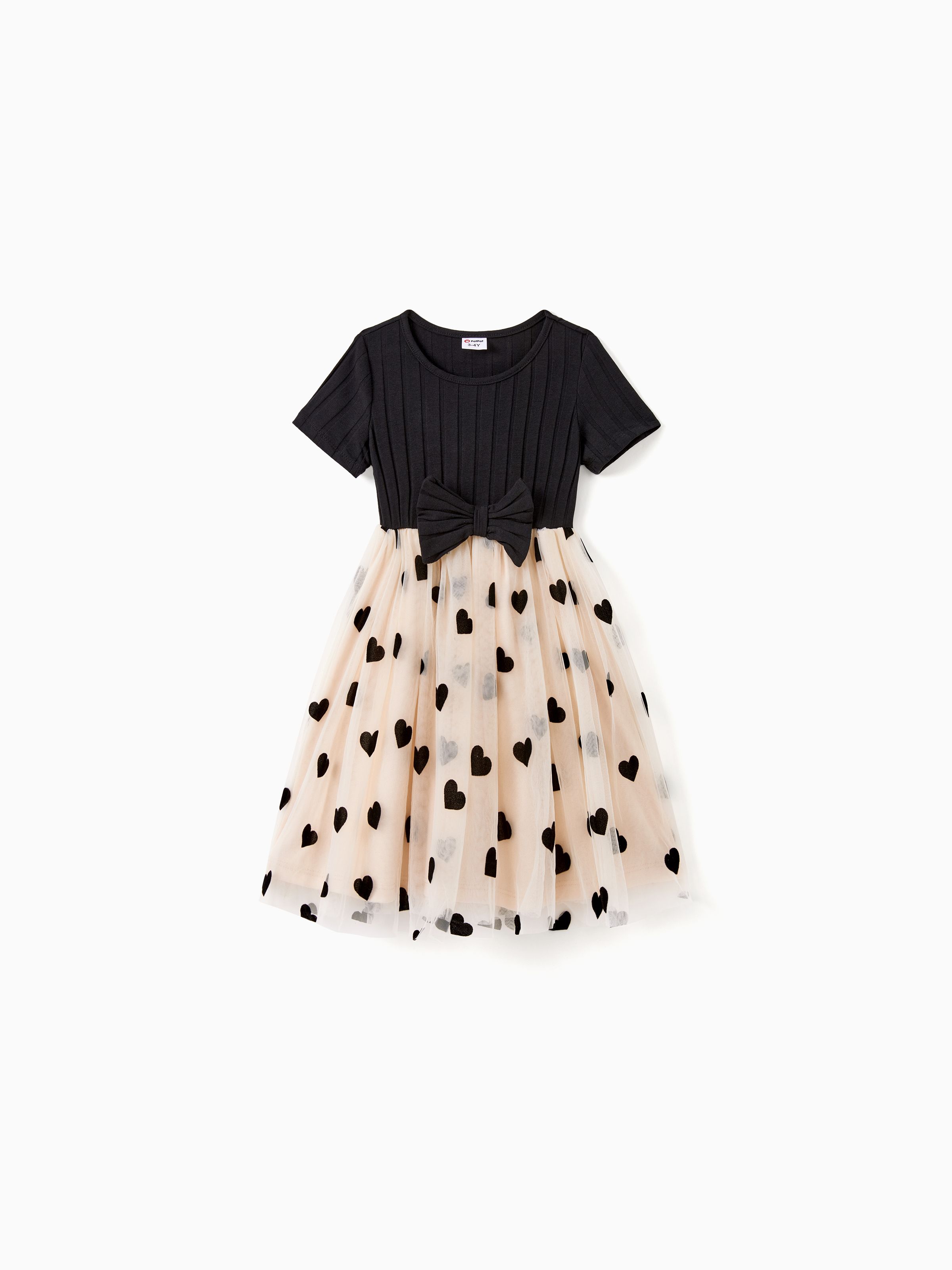 

Mommy and Me Black Top Spliced Heart Pattern Mesh Dresses