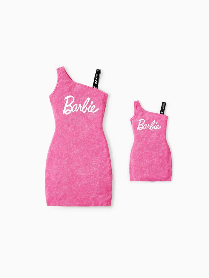 Barbie Mommy & Me Girls Alphabet Tie-Dye Vestido a juego con hombros descubiertos
