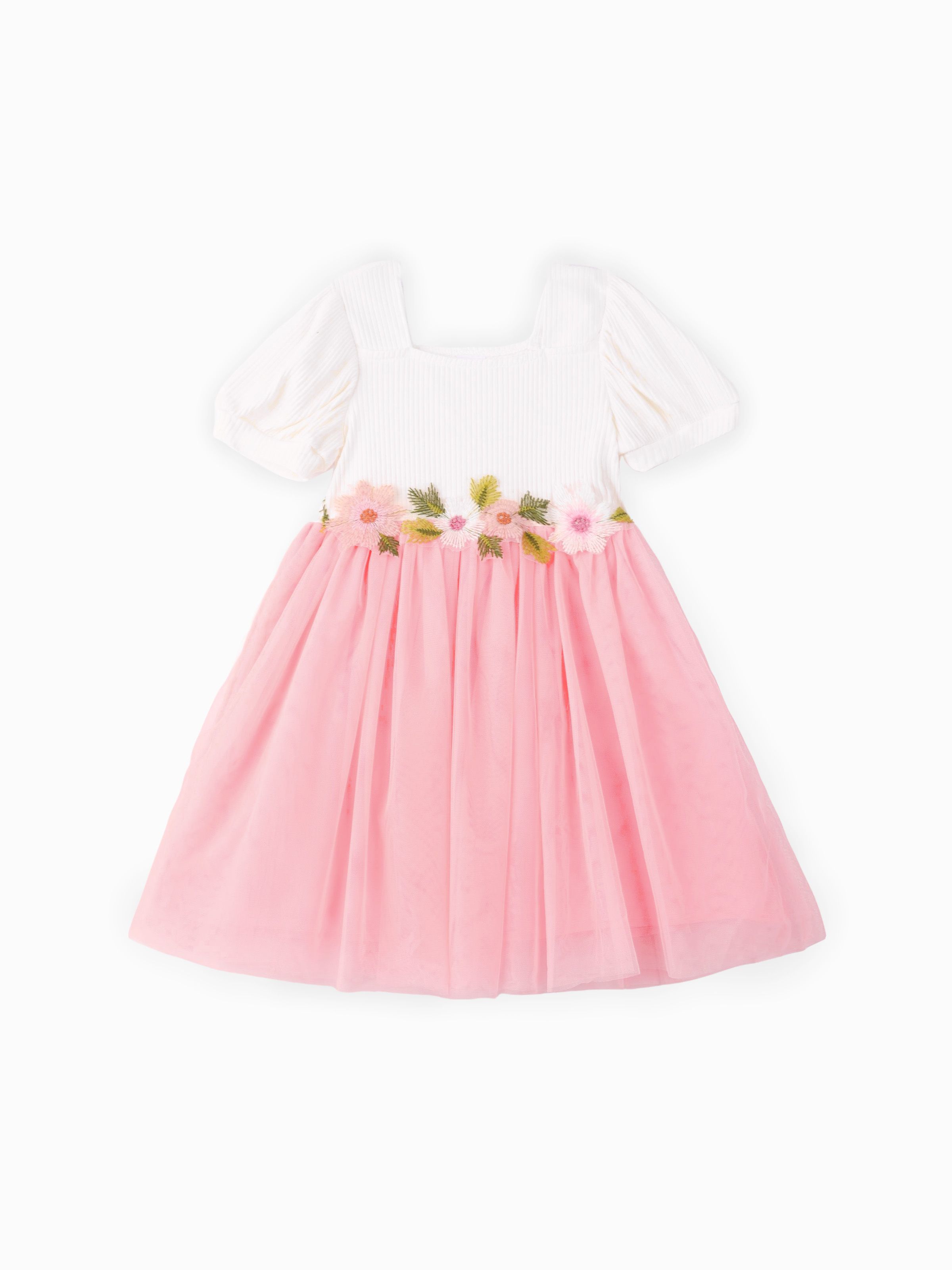 

Toddler Girl Sweet Floral Design Mesh Splice Puff-sleeve Dress