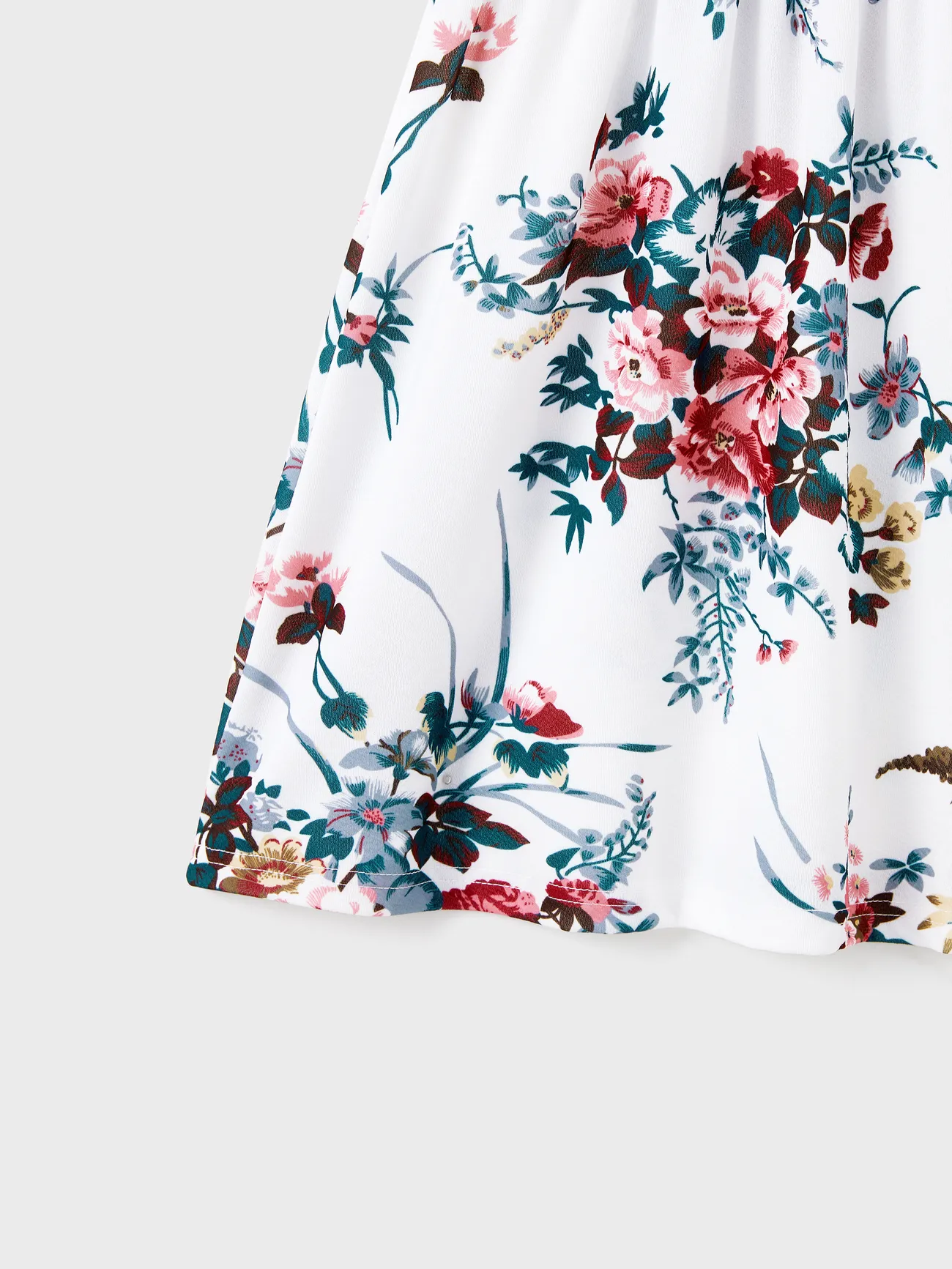 Girl - Family Matching All Over Floral Print Spaghetti Strap Dresses and Colorblock Short-sleeve T-shirts Sets - White - image 10