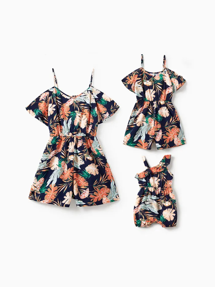 Mommy and Me ลายใบไม้ Off-Shoulder Strap Romper