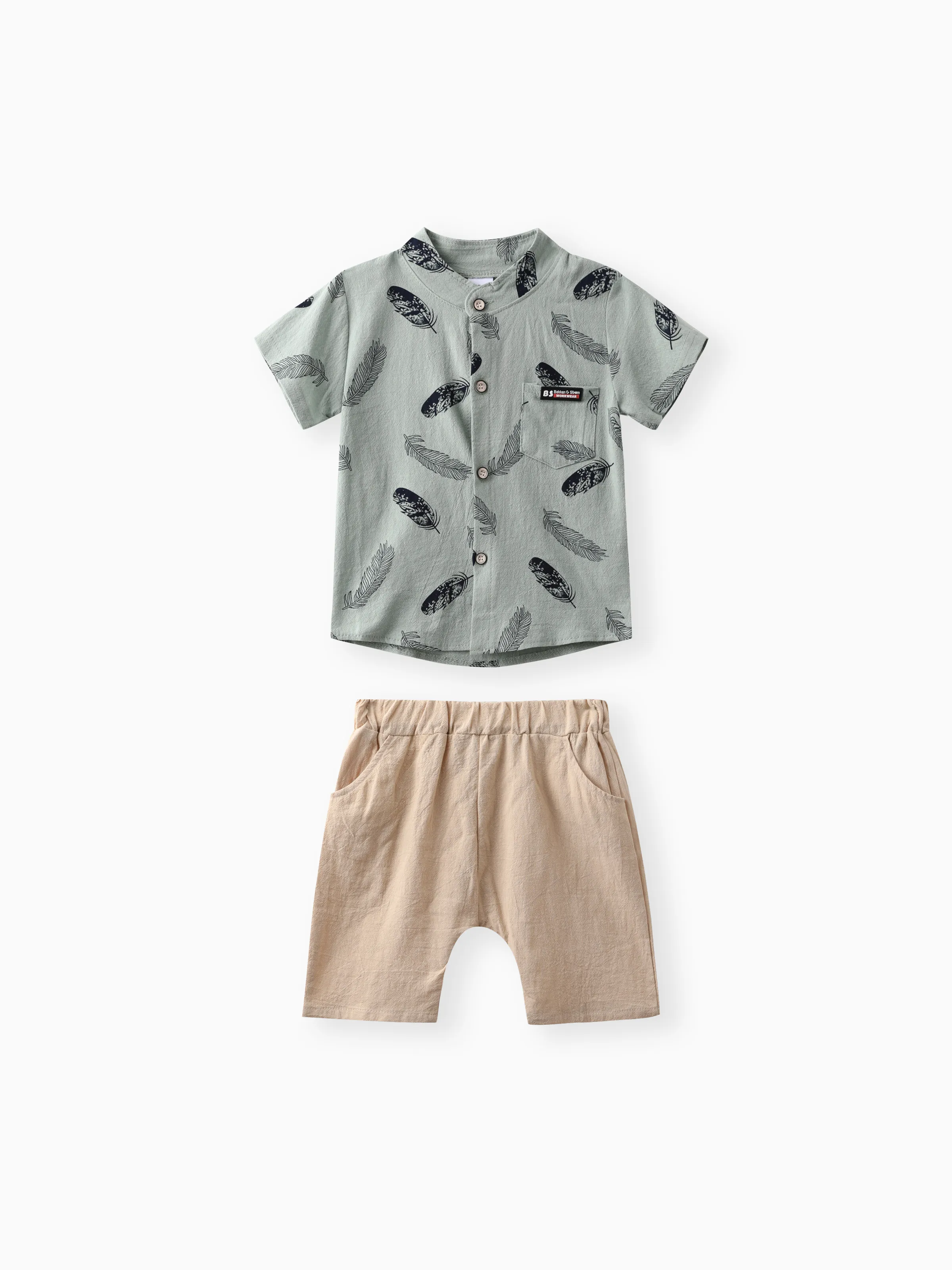 

2pcs Baby Boy 100% Cotton Short-sleeve All Over Feather Print Button Up Shirt and Solid Shorts Set