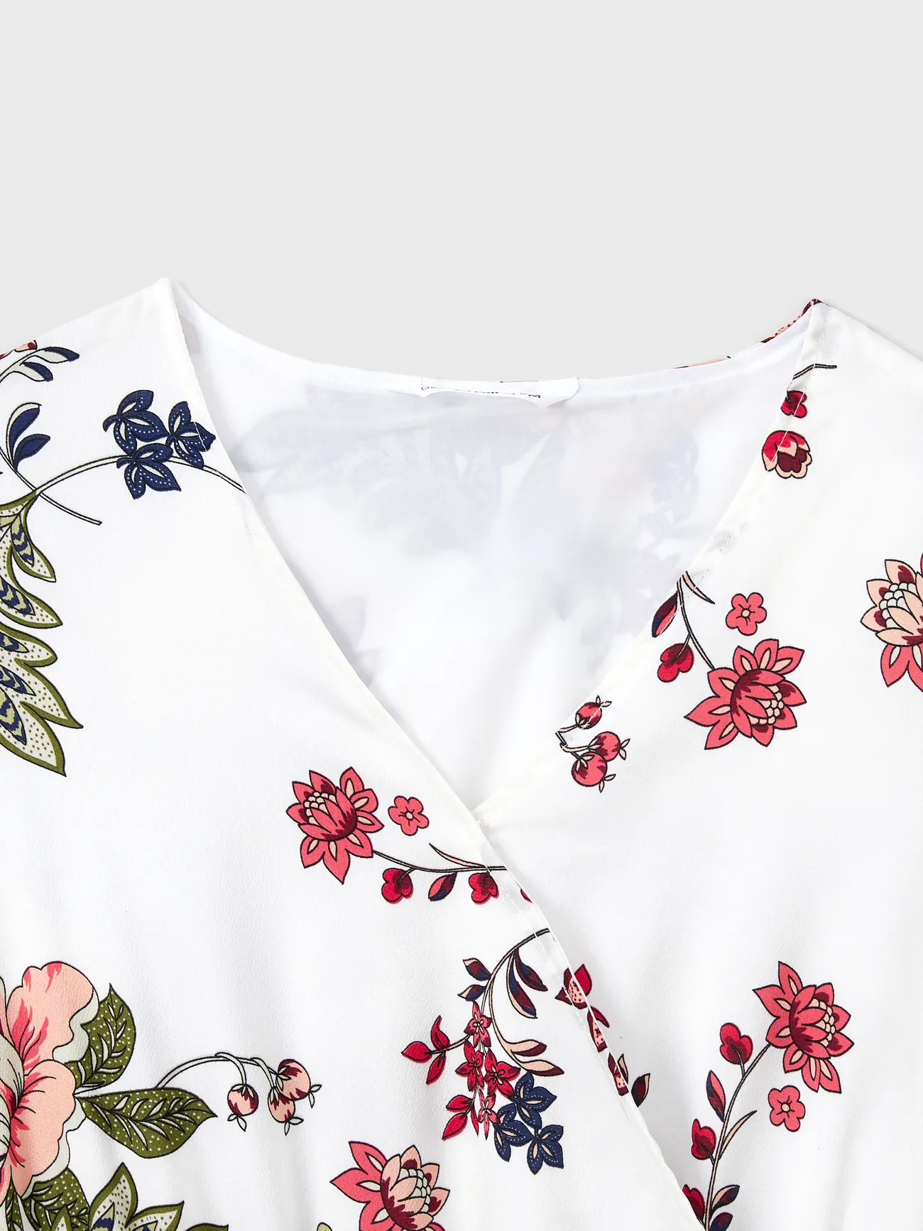 Women - Mommy and Me Matching White Dresses Floral Print Ruffle Trim (Short Sleeves) - White - image 4