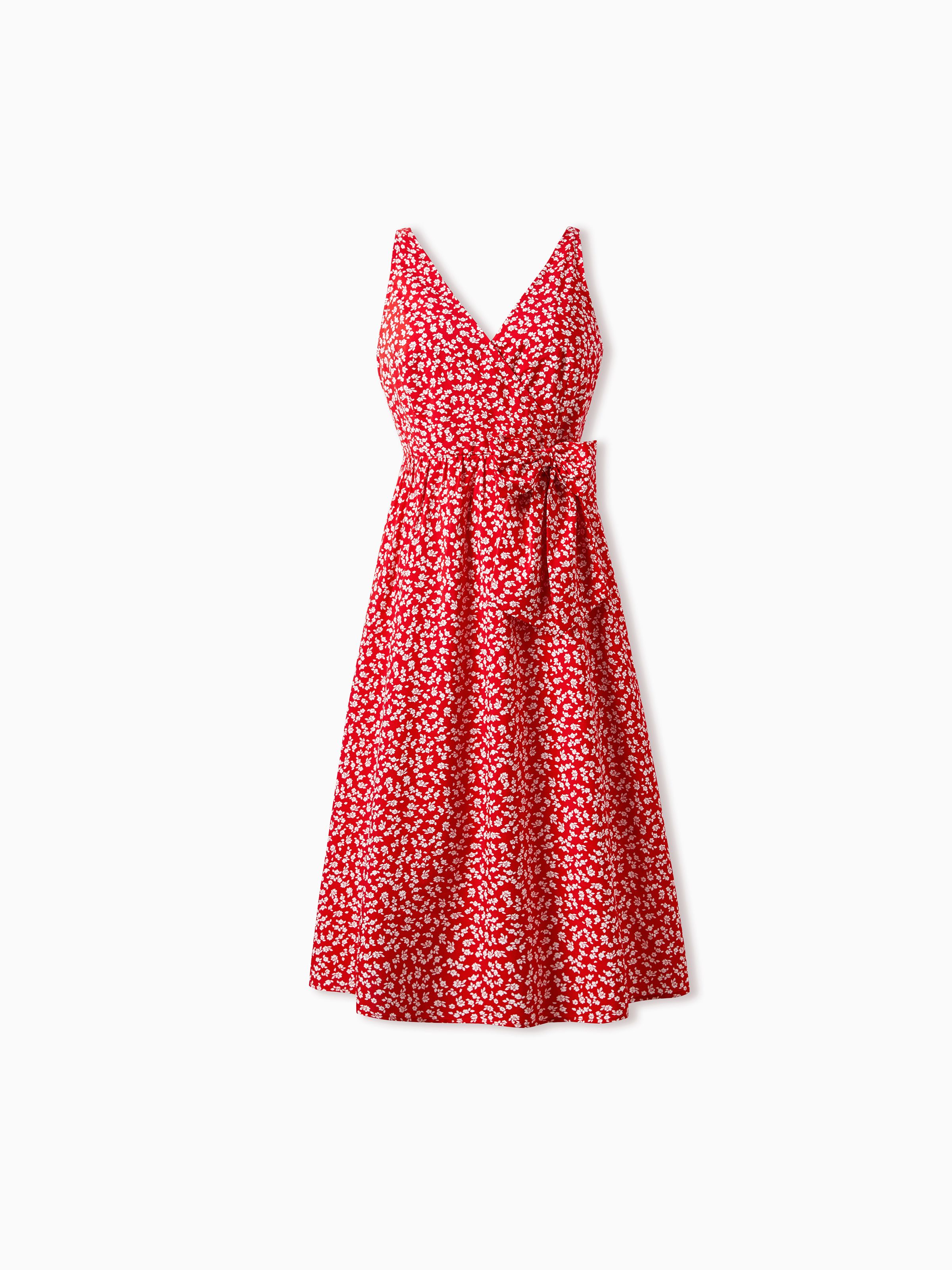 

Mommy and Me Ditsy Floral V-Neck Concealed Button Bow Side Dress