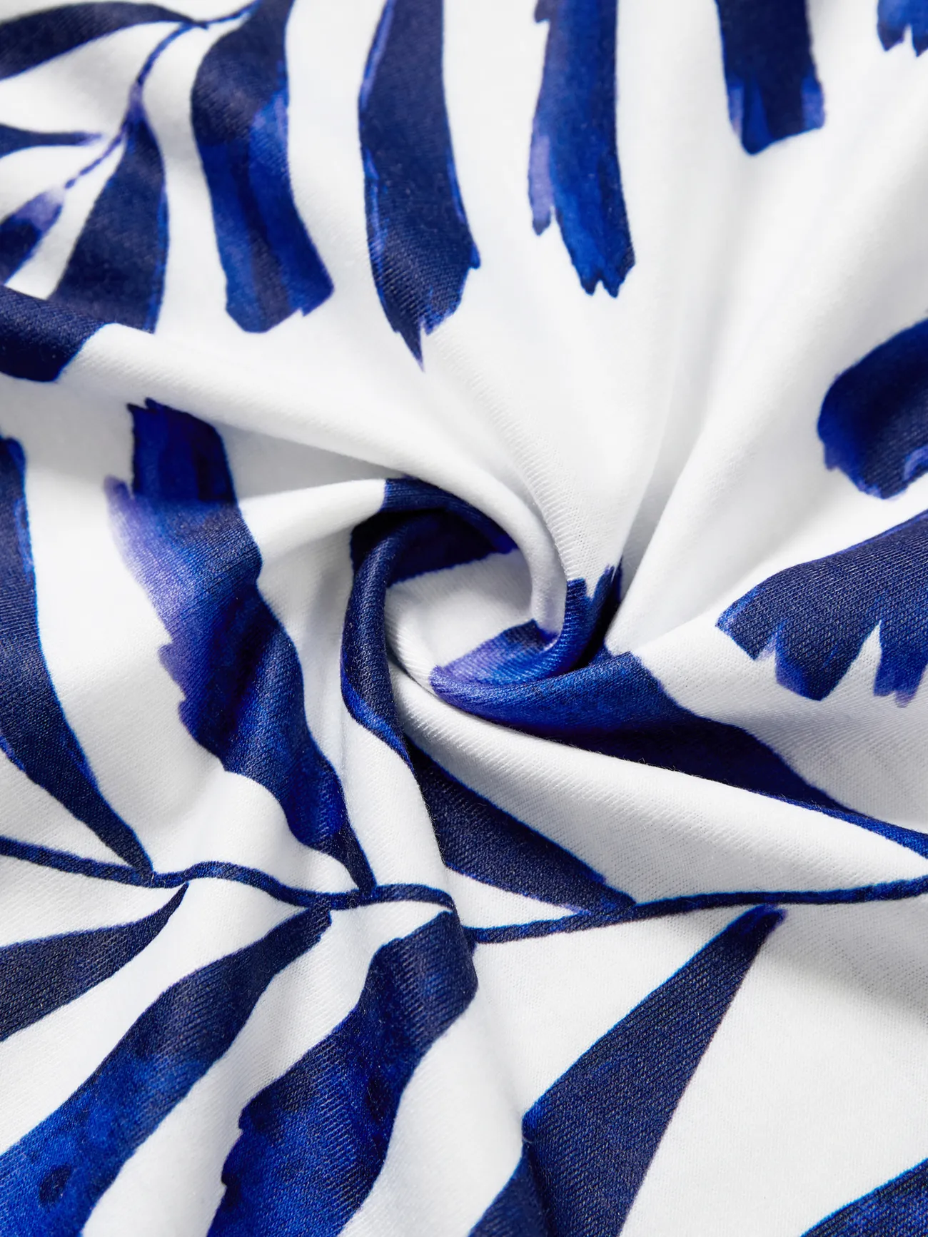 Women - Family Matching Modern Blue and White Botanical Leaf Design Button Strap Dress and Color Block Tee Sets - royalblue - image 5