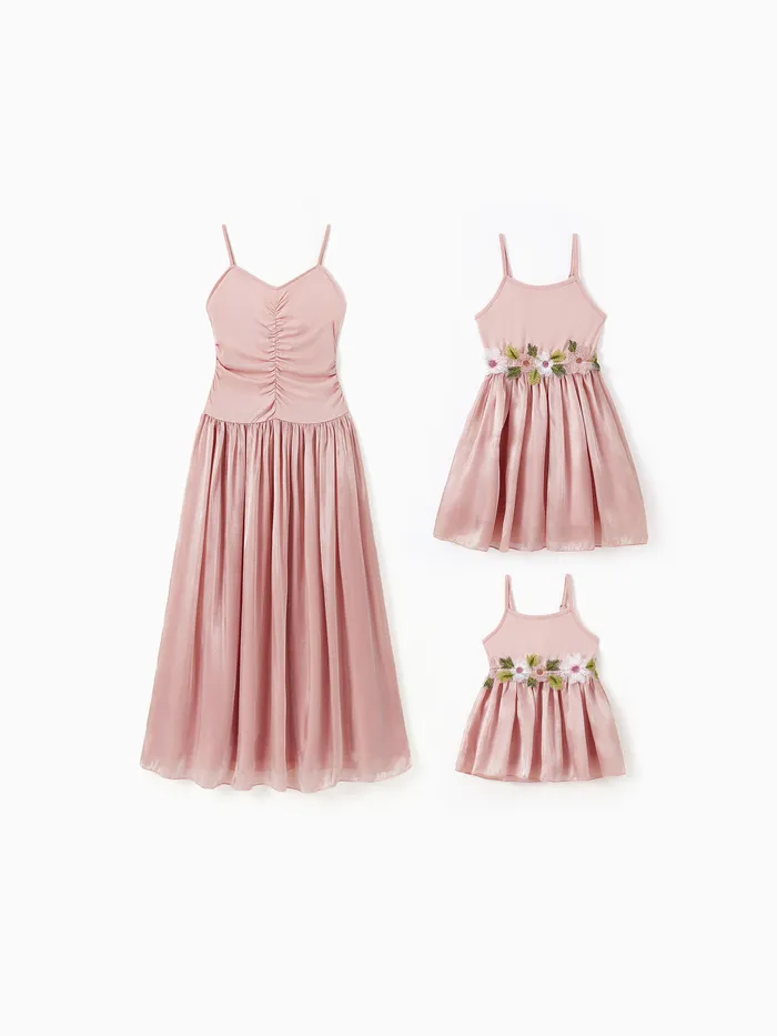 Mommy and Me Sweet Style Flower Embroidered Sleeveless Pleated Tulle Strap Dresses