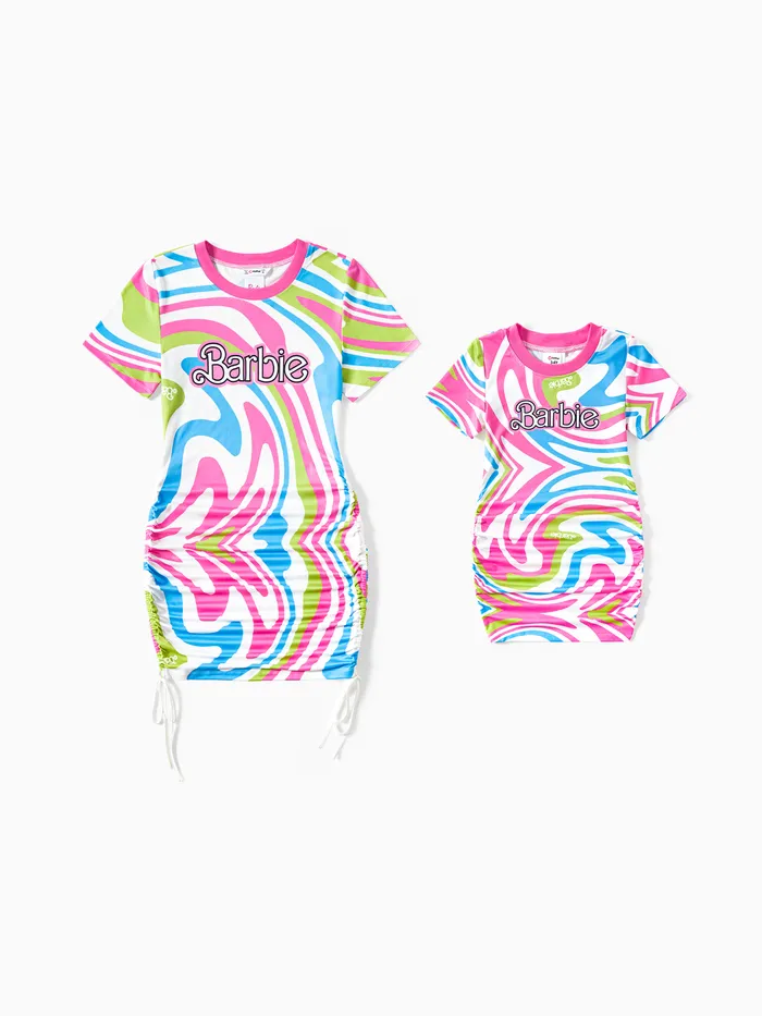 Barbie Mommy and Me Logo e Allover Colorato Grahic Print Vestito aderente aderente alla moda