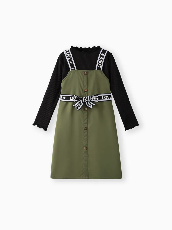 2pcs Kid Girl Mock Neck Lettuce Trim Long-sleeve Black Tee ann Letter Print Green Overall Dress Set
