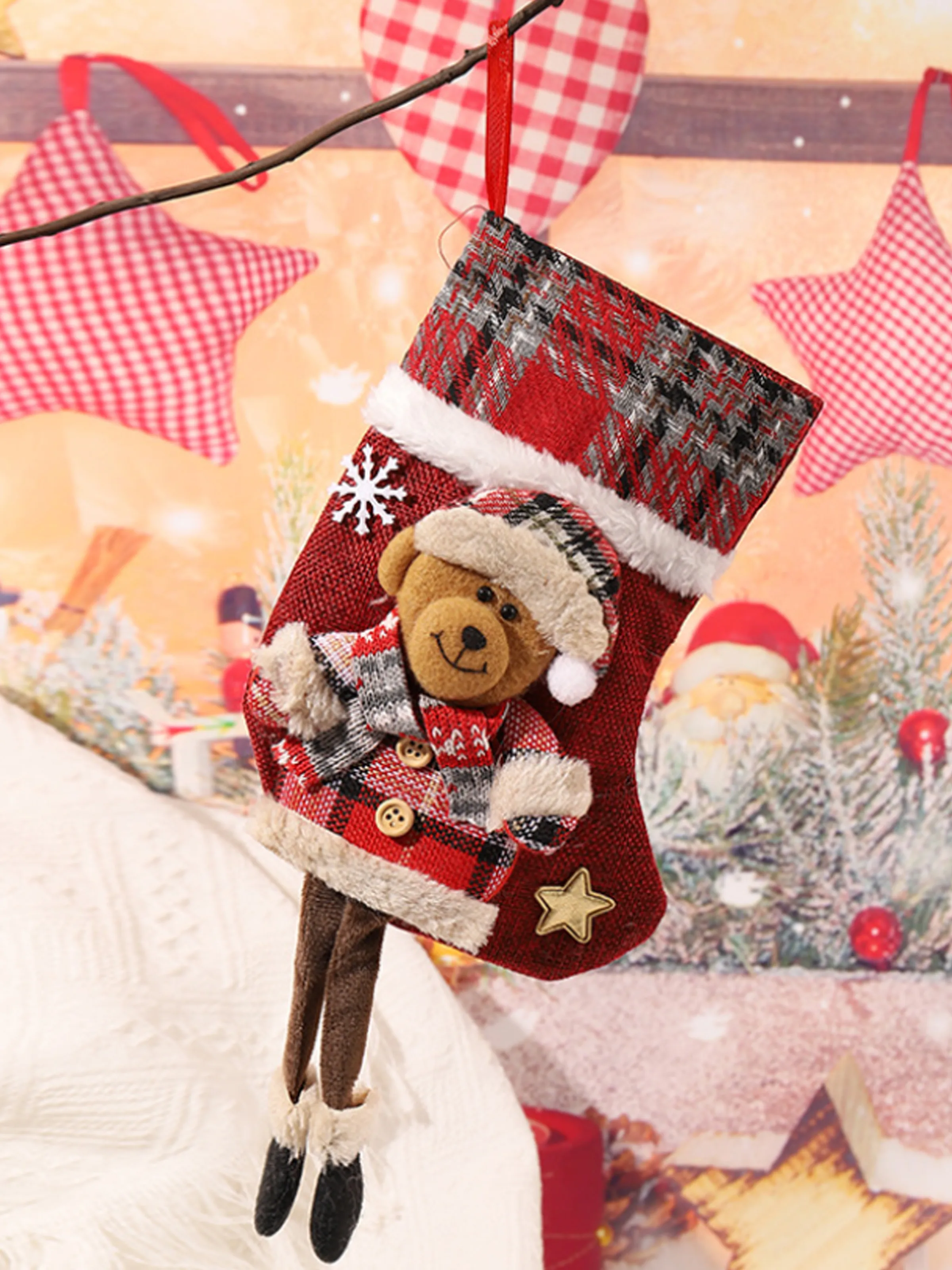 

Checkered Christmas Stocking - Decorative Gift Bag for Children with Santa Claus Design, Ideal for Candy and Presents