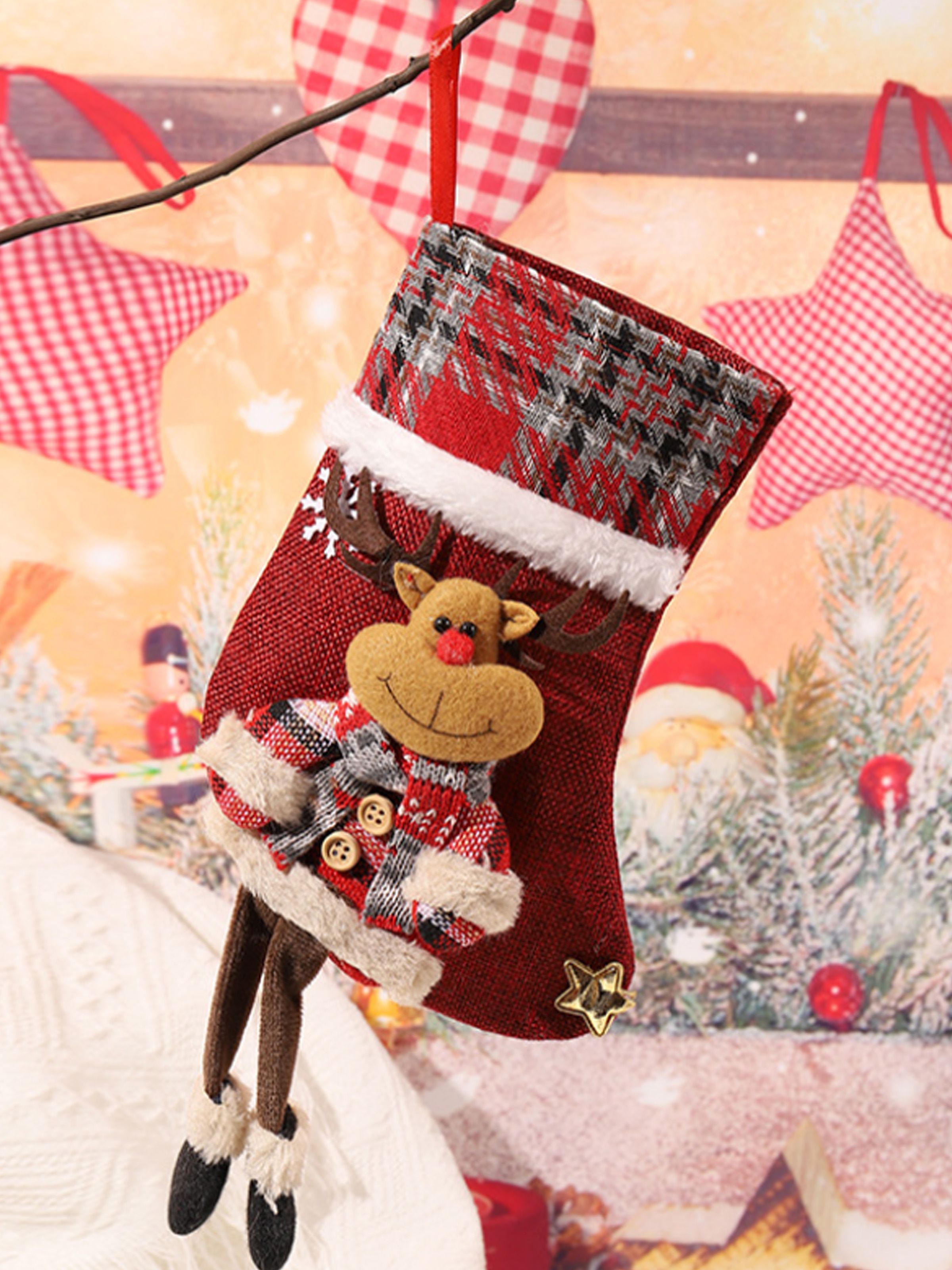 

Checkered Christmas Stocking - Decorative Gift Bag for Children with Santa Claus Design, Ideal for Candy and Presents