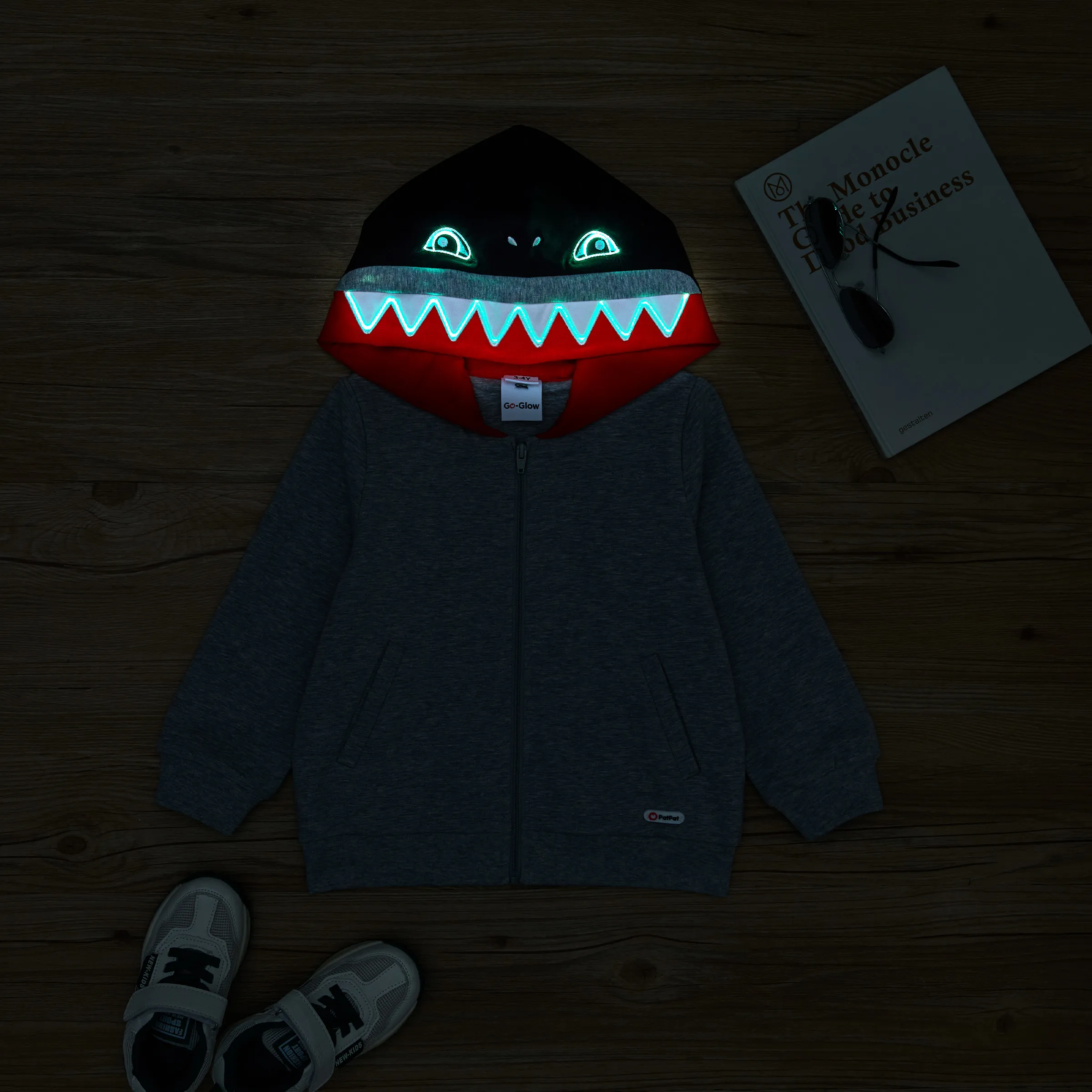 Go-Glow Illuminating Sweatshirt Hoodie with Light Up Shark Including Controller (Built-In Battery) Grey big image 9