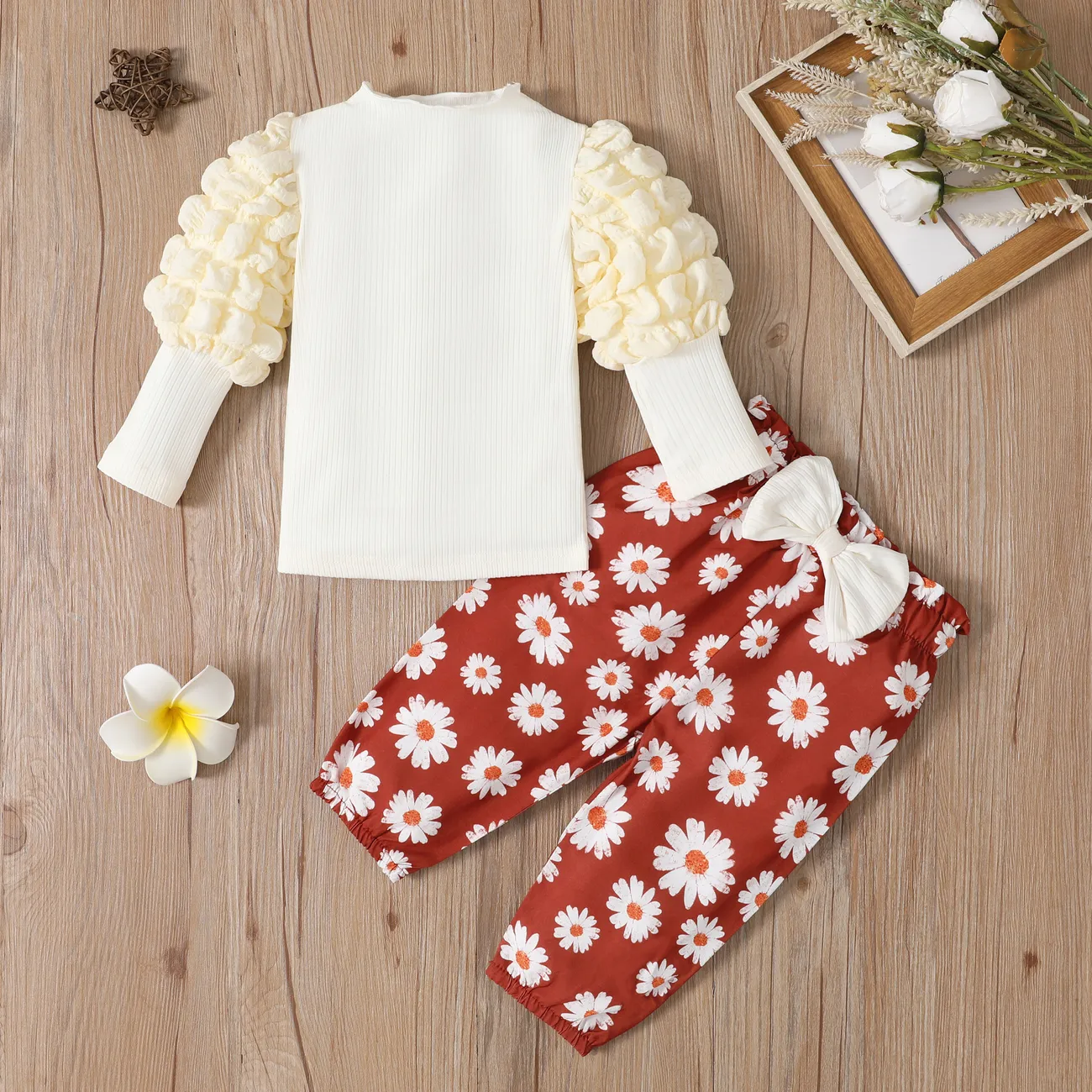 Baby Girl 2pcs Puff-sleeve Sweatshirt and Floral Pants Set