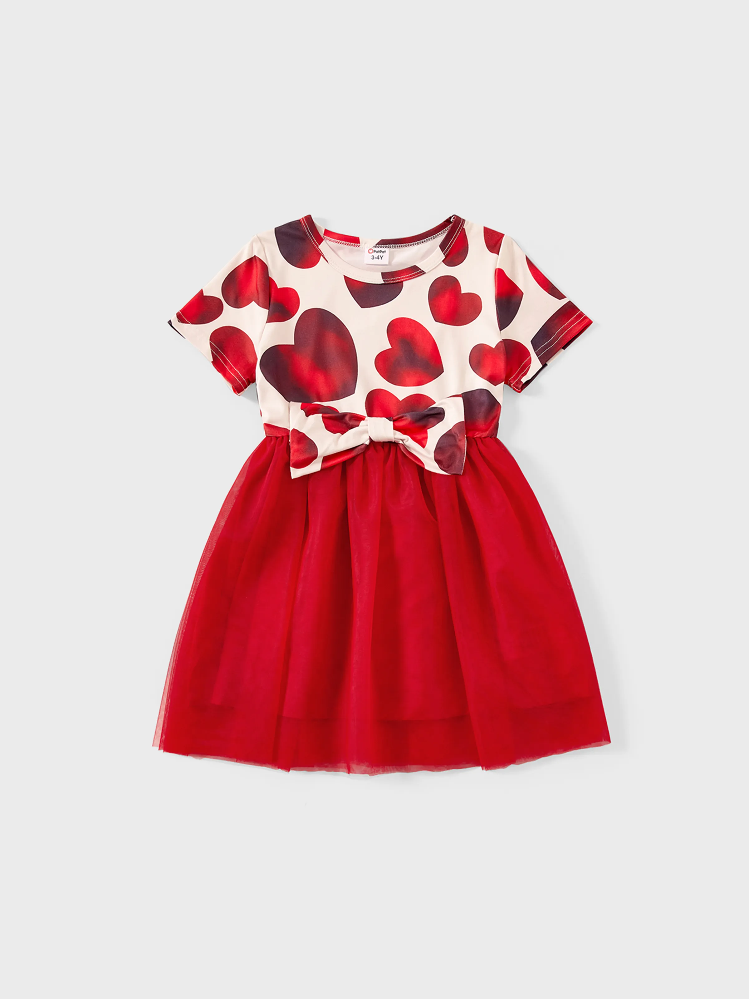 

Family Matching Allover Red Heart Print Twist Knot Bodycon Dresses and Short-sleeve Colorblock T-shirts Sets