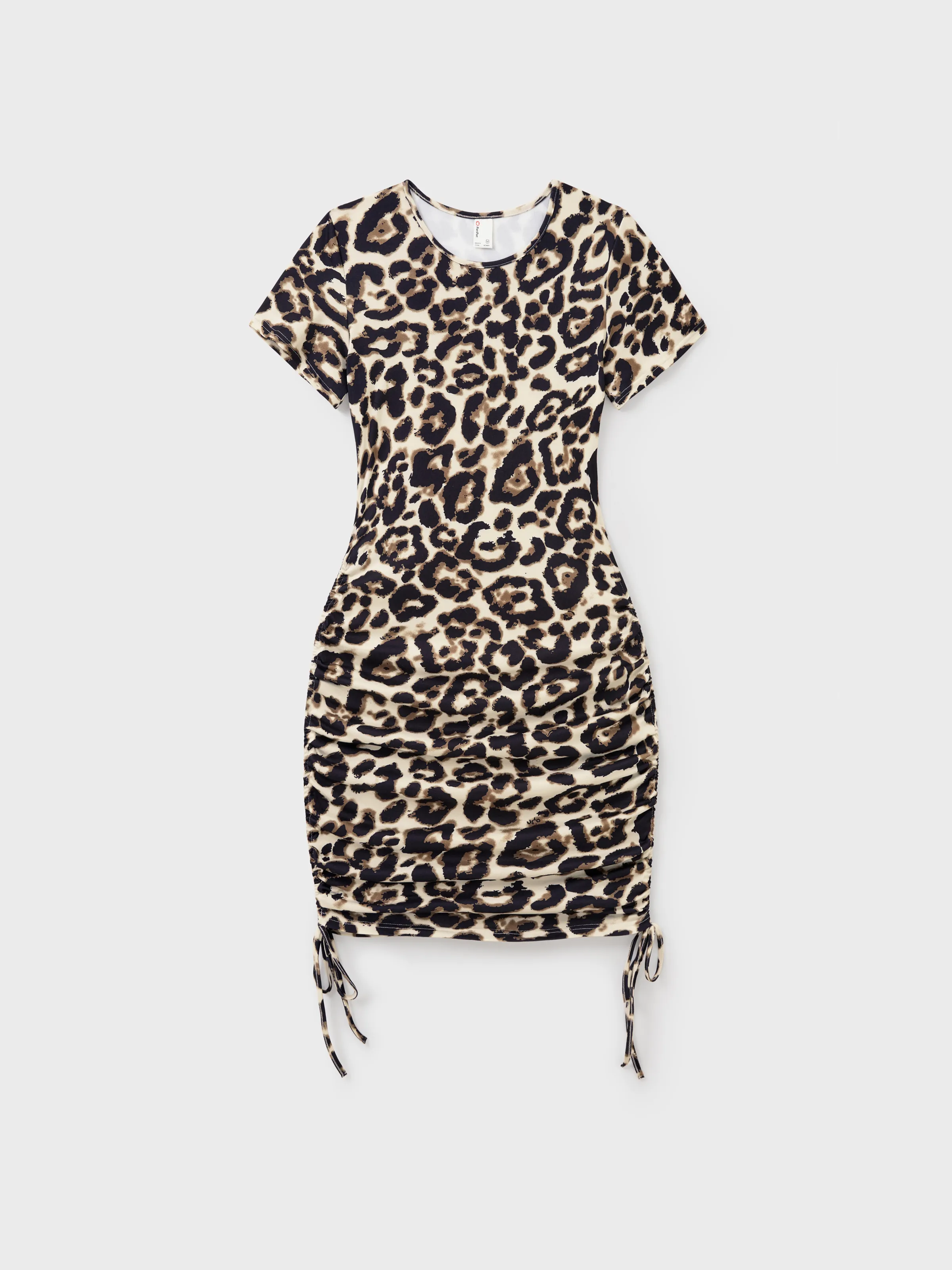 

Family Matching Colorblock Short-sleeve Top and Leopard Body-con Dress