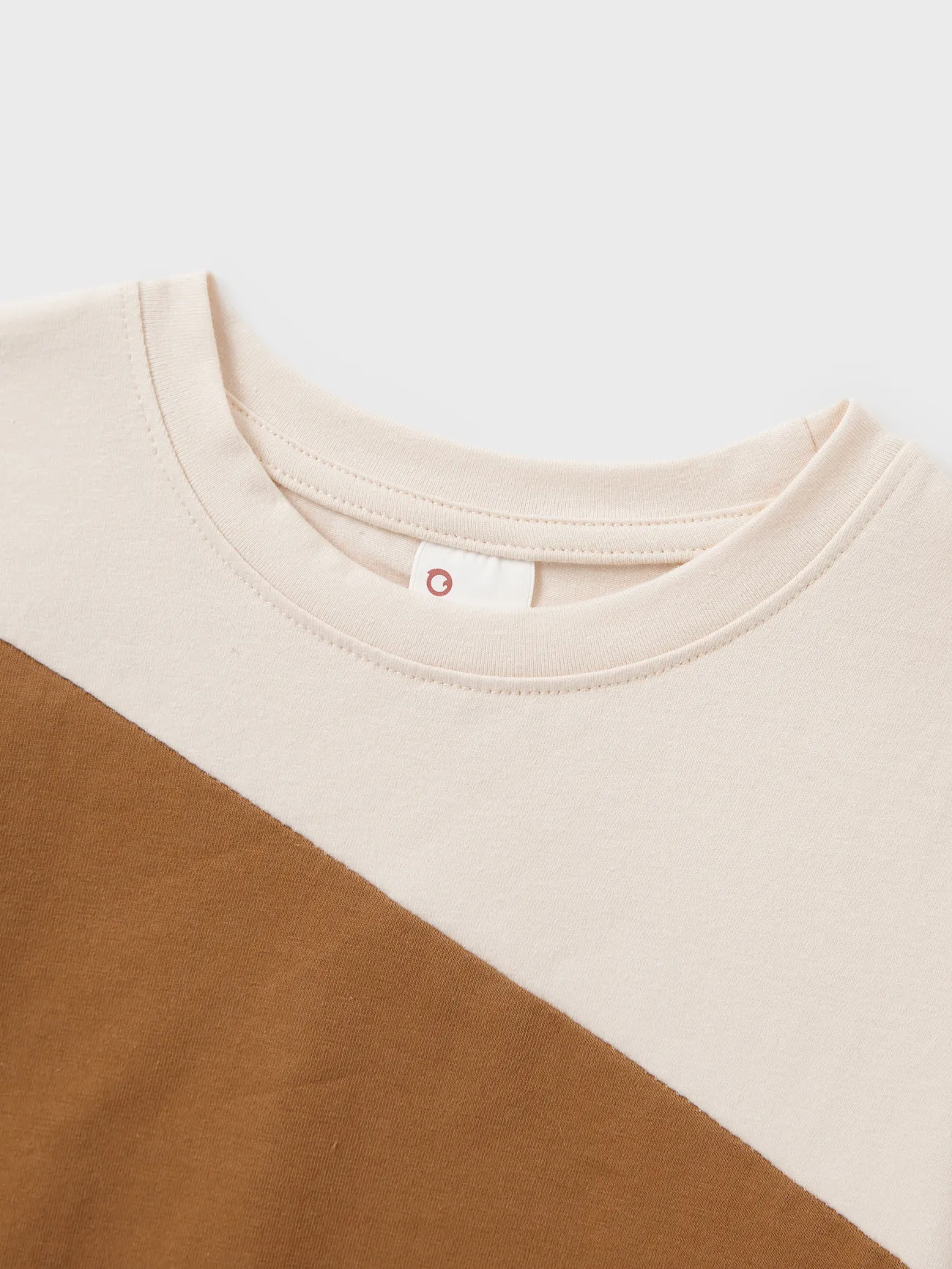 Boy - Family Matching Colorblock Cotton Tee or Flora Print Strap Body-con Dress or Mesh Splicing Dress - Khaki - image 19