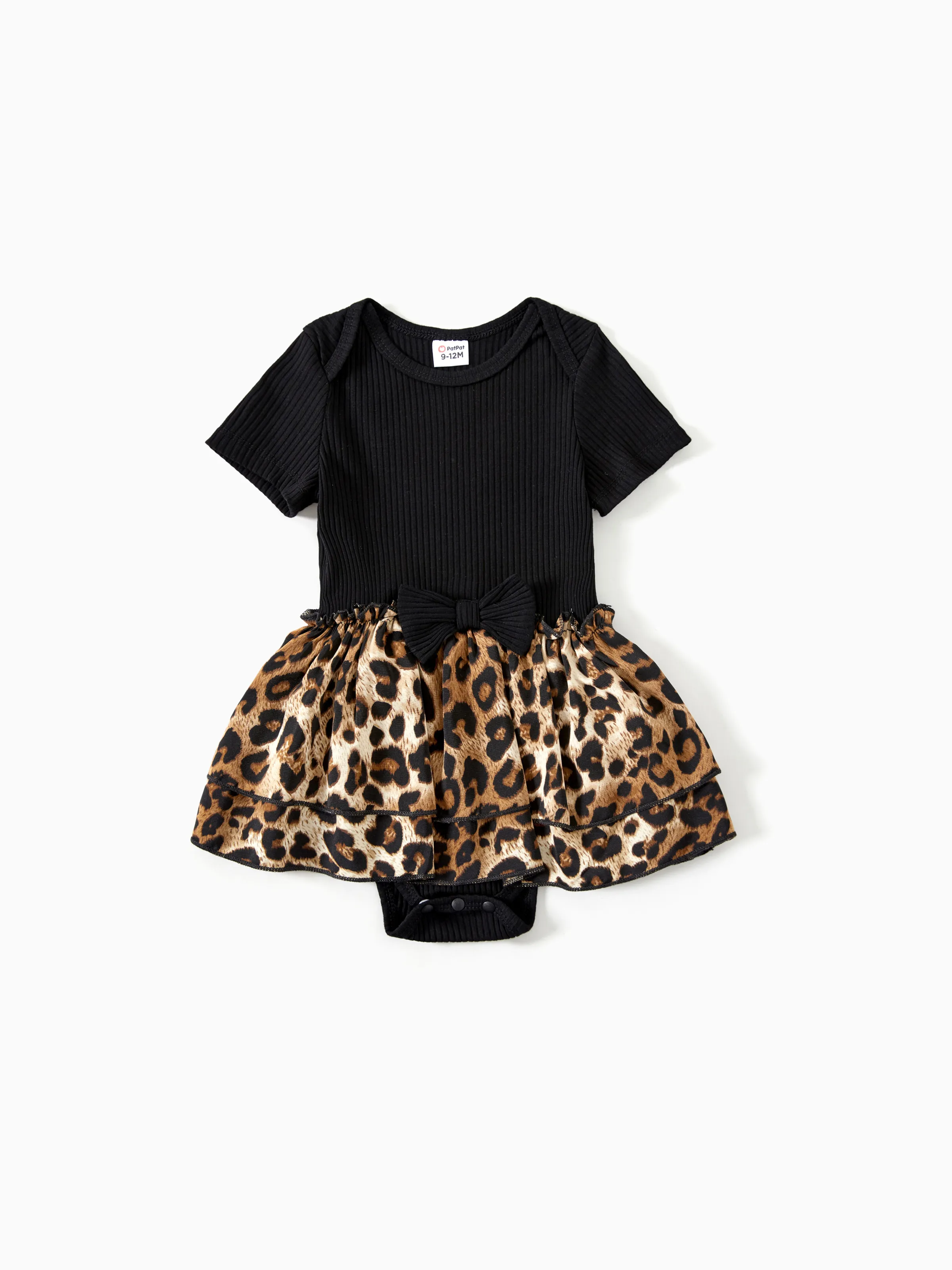 

Mommy and Me Rib Black Top and Leopard Print Tiered Pleated Skirt Sets