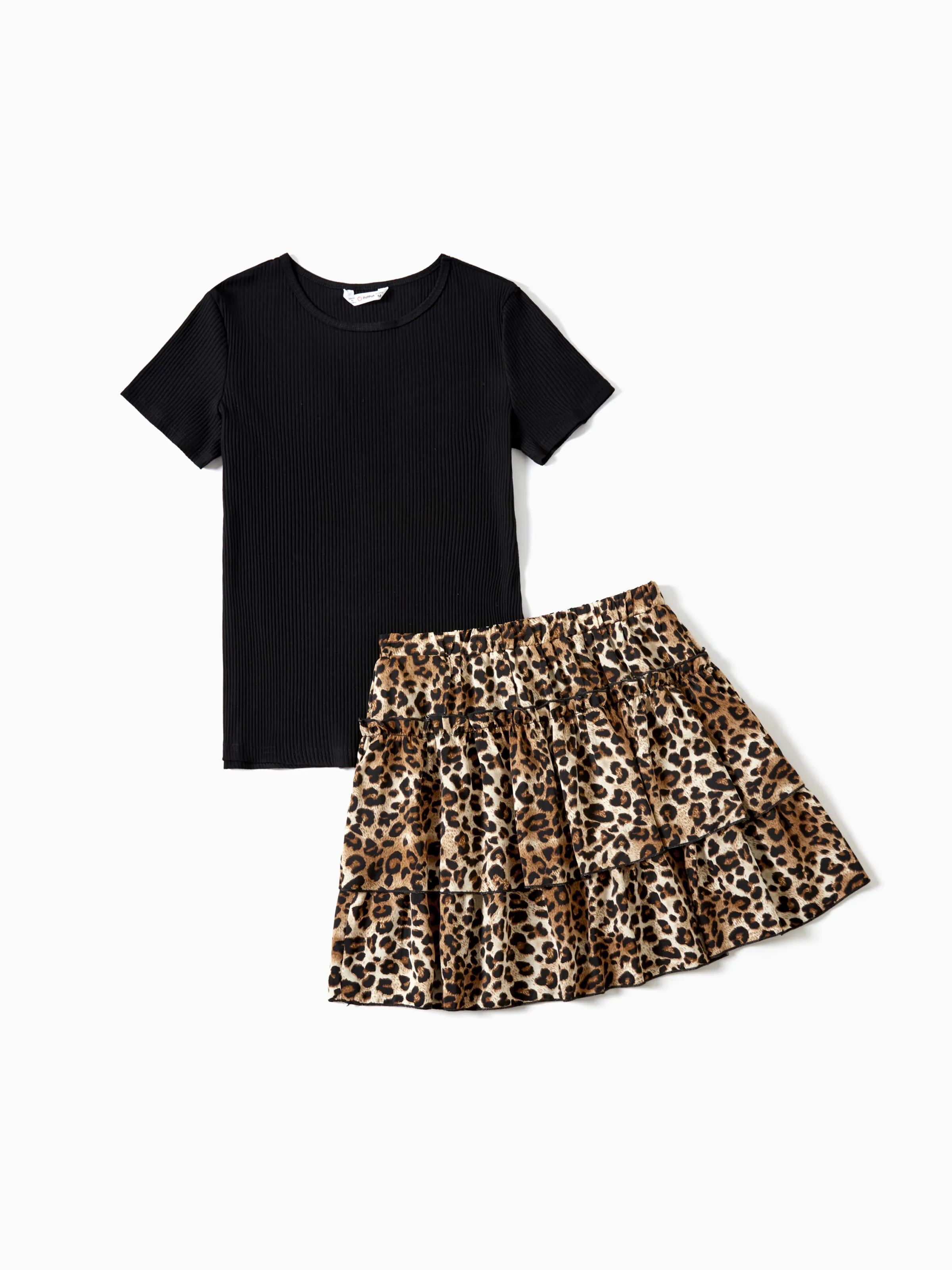 

Mommy and Me Rib Black Top and Leopard Print Tiered Pleated Skirt Sets