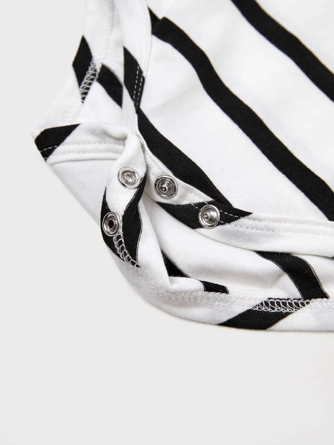 Baby - Black and White Stripe Matching Outfits - T-shirts and Bodycon Dress for Casual/Cruise/Resort - Black+White - image 16