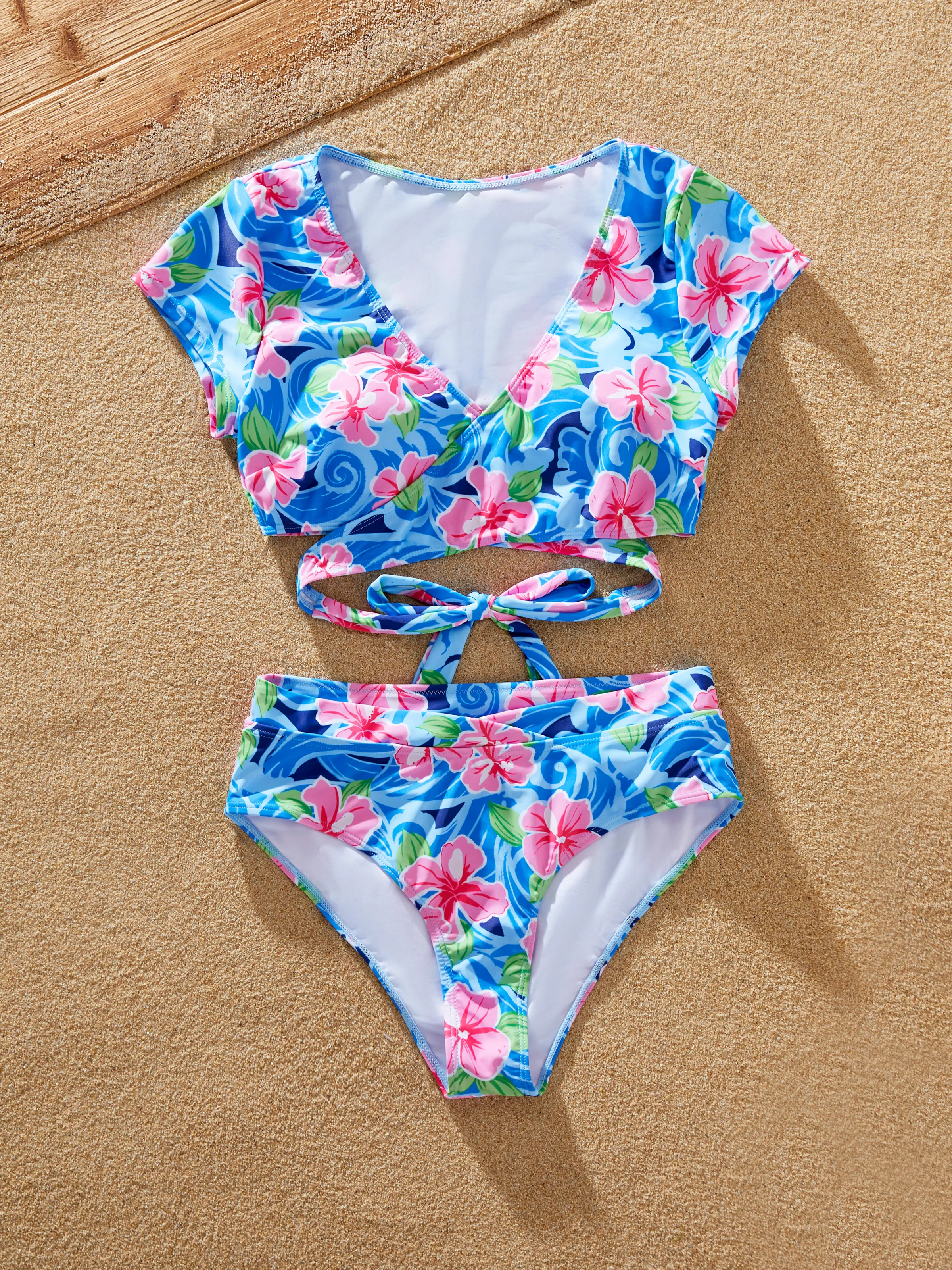 

Floral Bandage Swimwear Set for Family - Unisex Matching Outfits