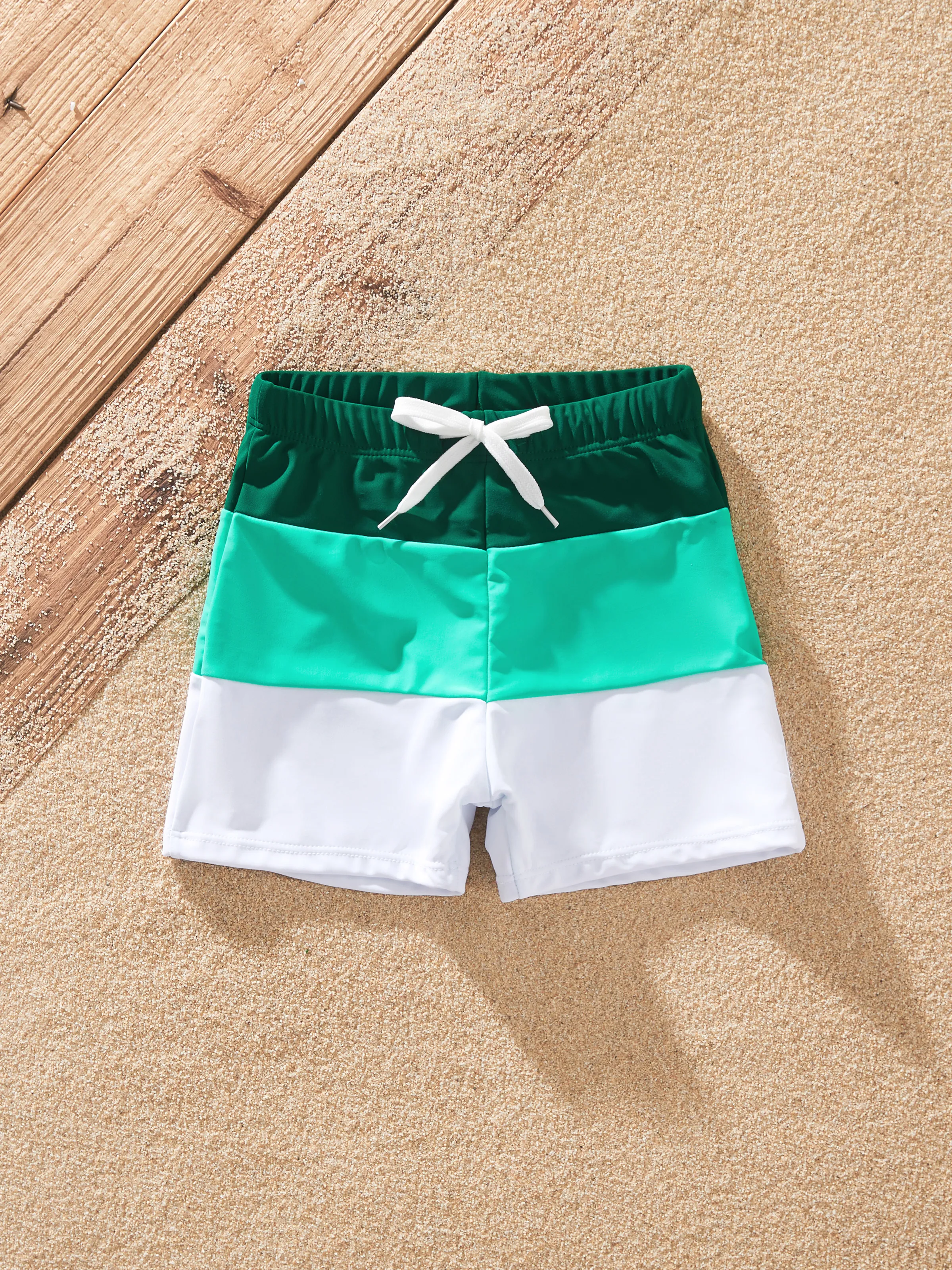

Matching Family Swimsuits for Beach Green Colorblock One-Piece Swimwear or Swim Trunks Summer Vacation Outfits