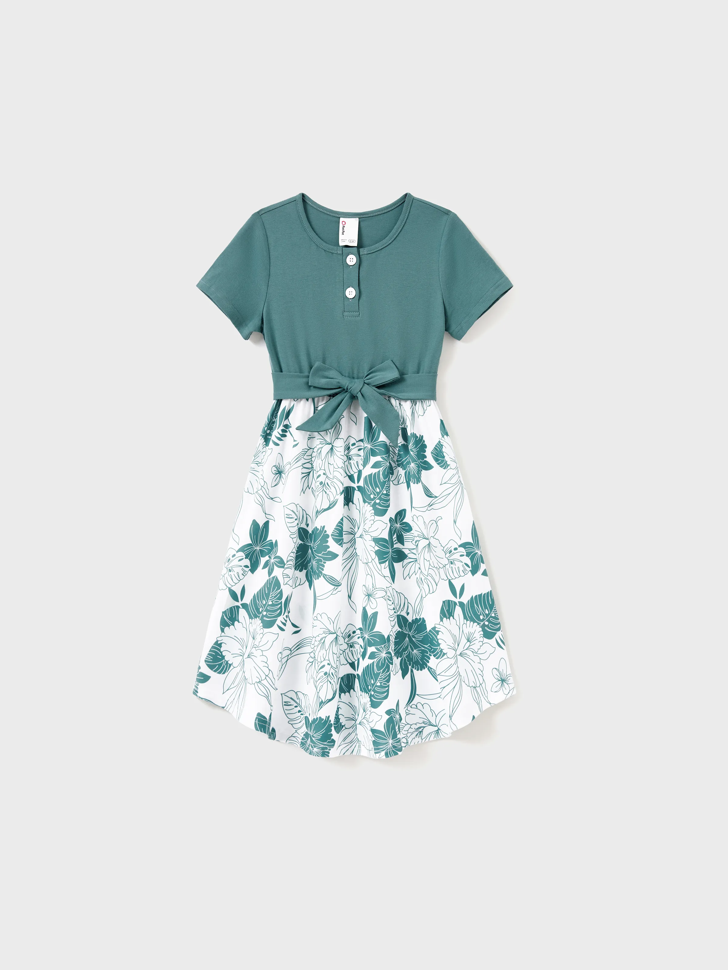 

Floral Matching Family Outfits Green Botanical Print Dresses for Mom and Daughter, Dad and Son T-Shirts, Baby Girl Romper Summer Photo Shoot Outfit