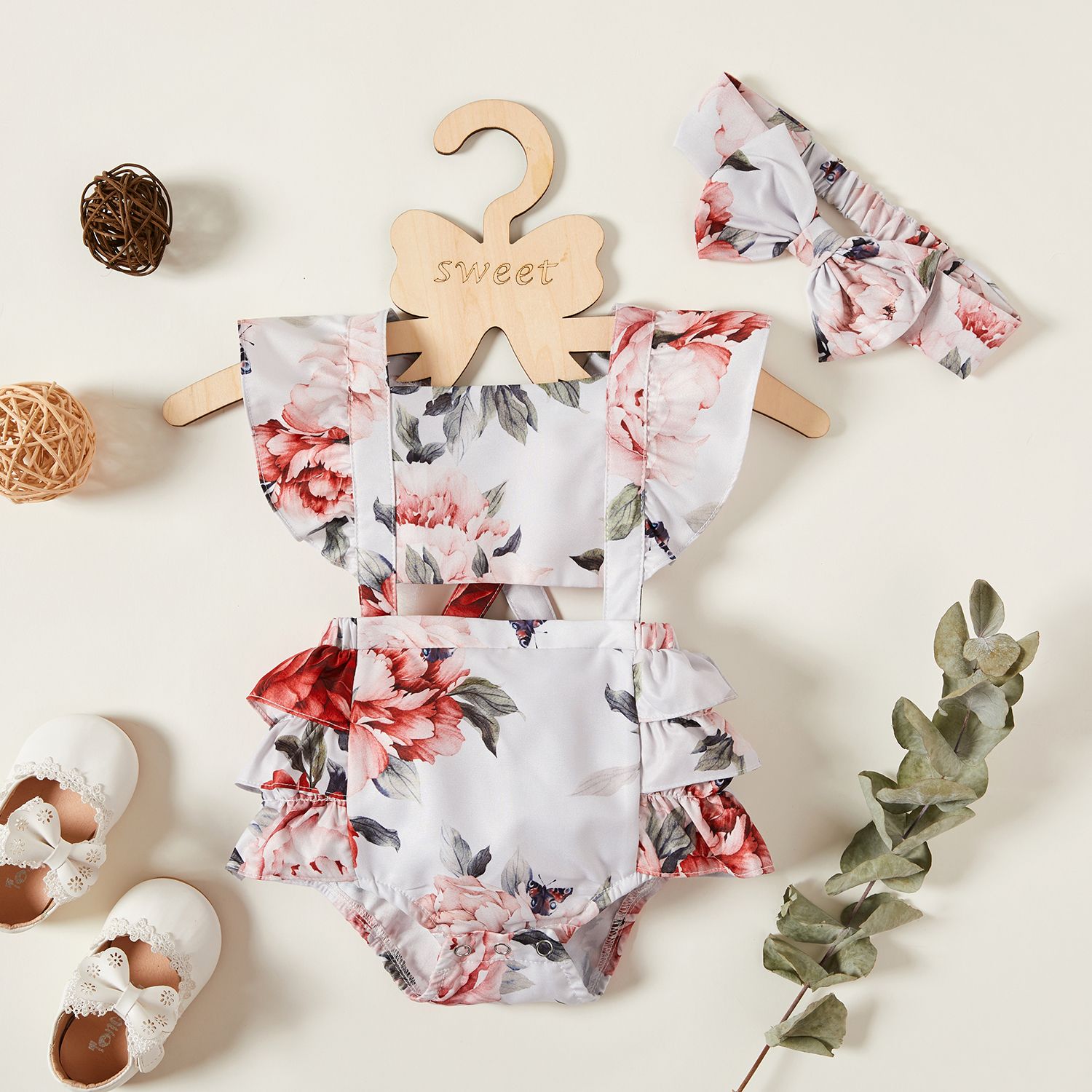 Baby Girl Sweet Floral Rompers & Bodysuits