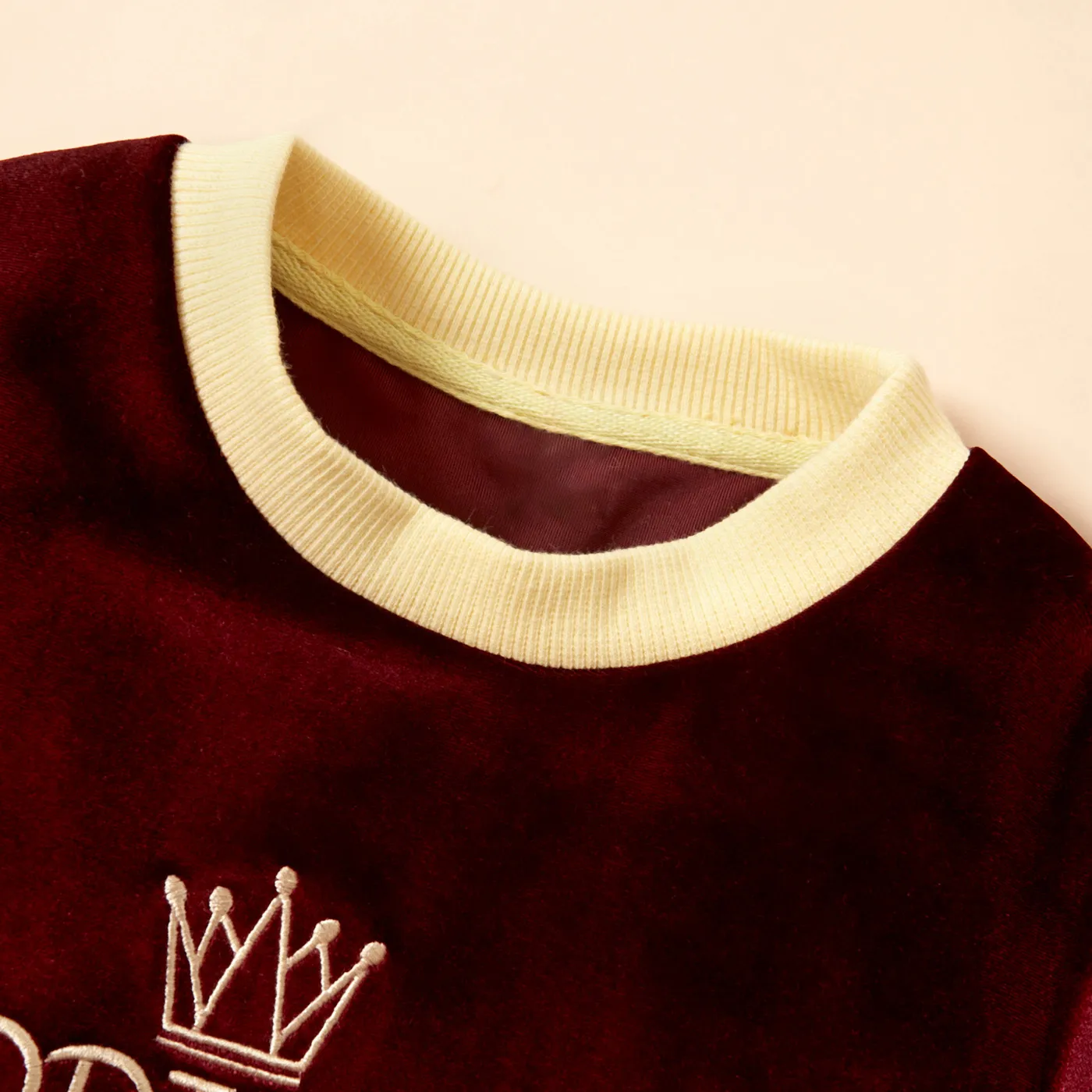 2-piece Baby / Toddler Letter Fleece Long-sleeve Pullover and Pants Set  image 3