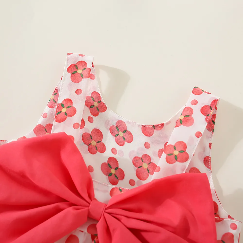 2pcs Baby Girl Allover Floral Print Bow Decor Strappy Dress and Straw Hat Set Pink image 5
