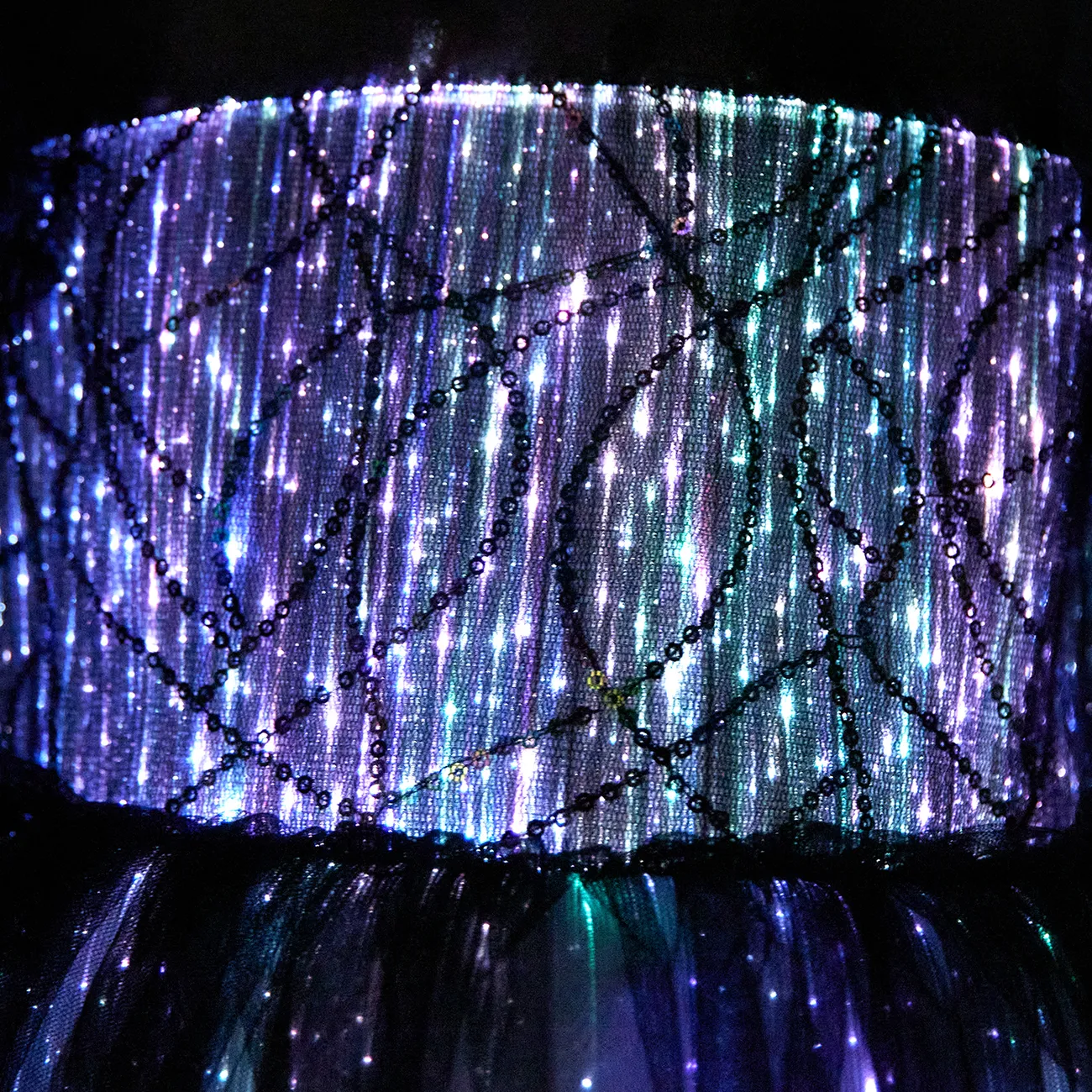 Go-Glow Iluminador Vestido Preto com Saia de Tule em Camadas Iluminada, Incluindo Controlador (Built-In Battery) Preto big image 1