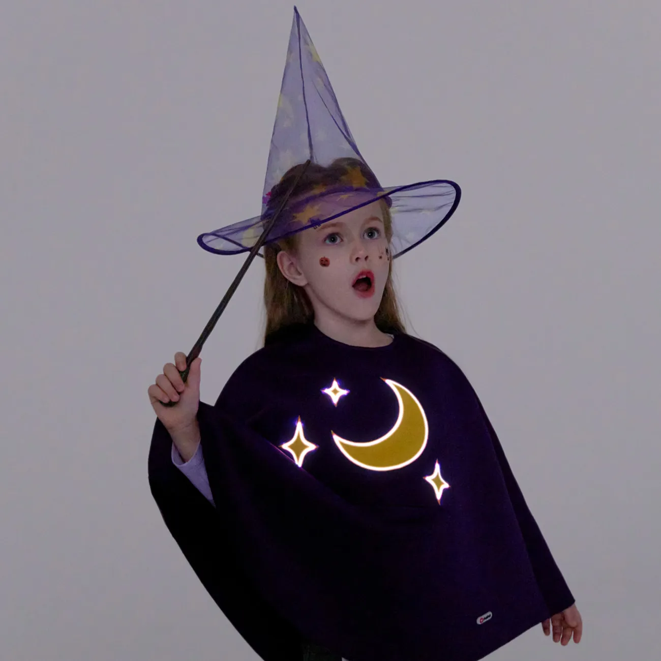 Go-Glow Halloween Illuminating Purple Cape with Wizard Hat with Light Up Moon and Stars Including Controller (Built-In Battery) Purple big image 1