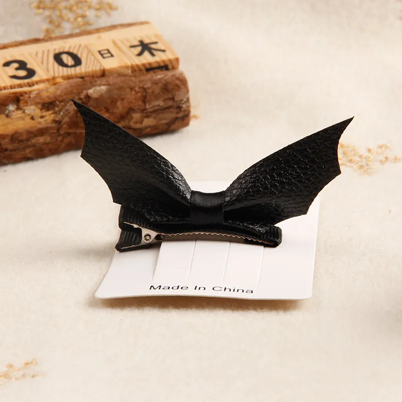 Children likes Halloween bat-shaped leather hair clip Color-A big image 1
