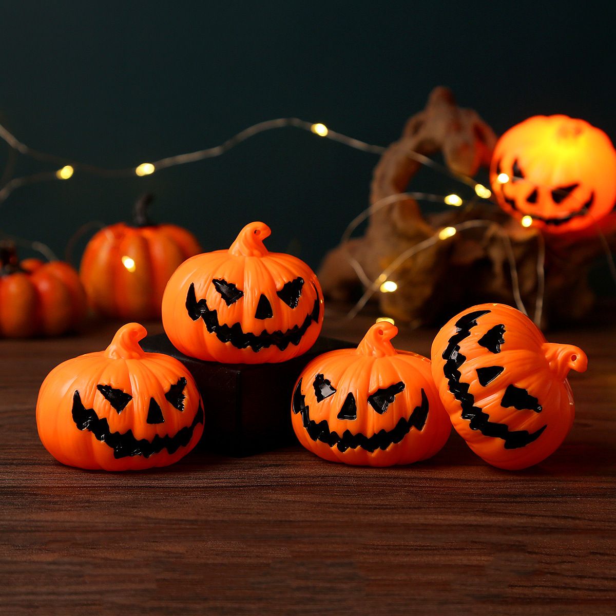 Individual Halloween Pumpkin Lantern Decoration
