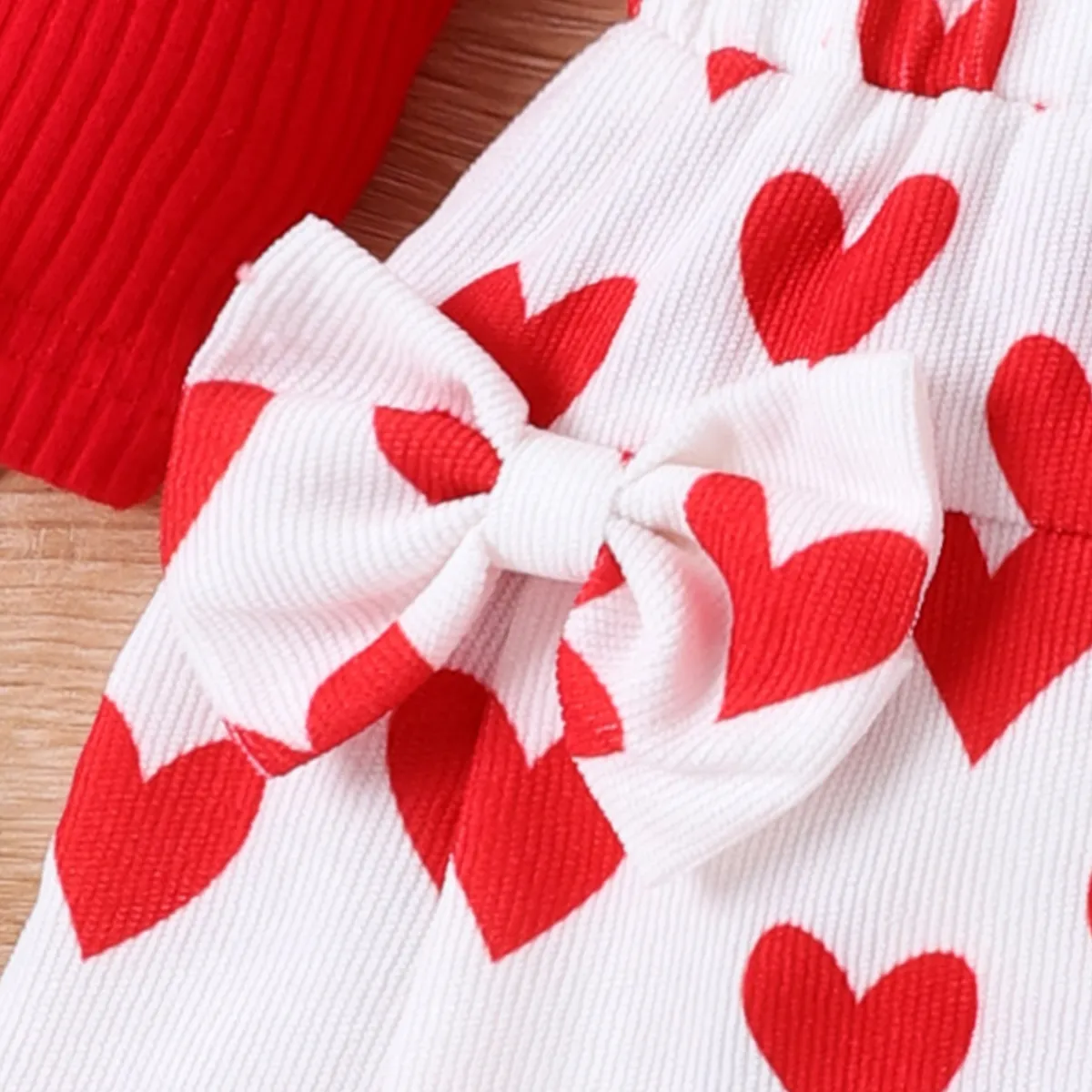 3PCS Baby Girl Christmas Ruffle Edge Top/Heart-shaped Skirt/Hair Clip Red image 6