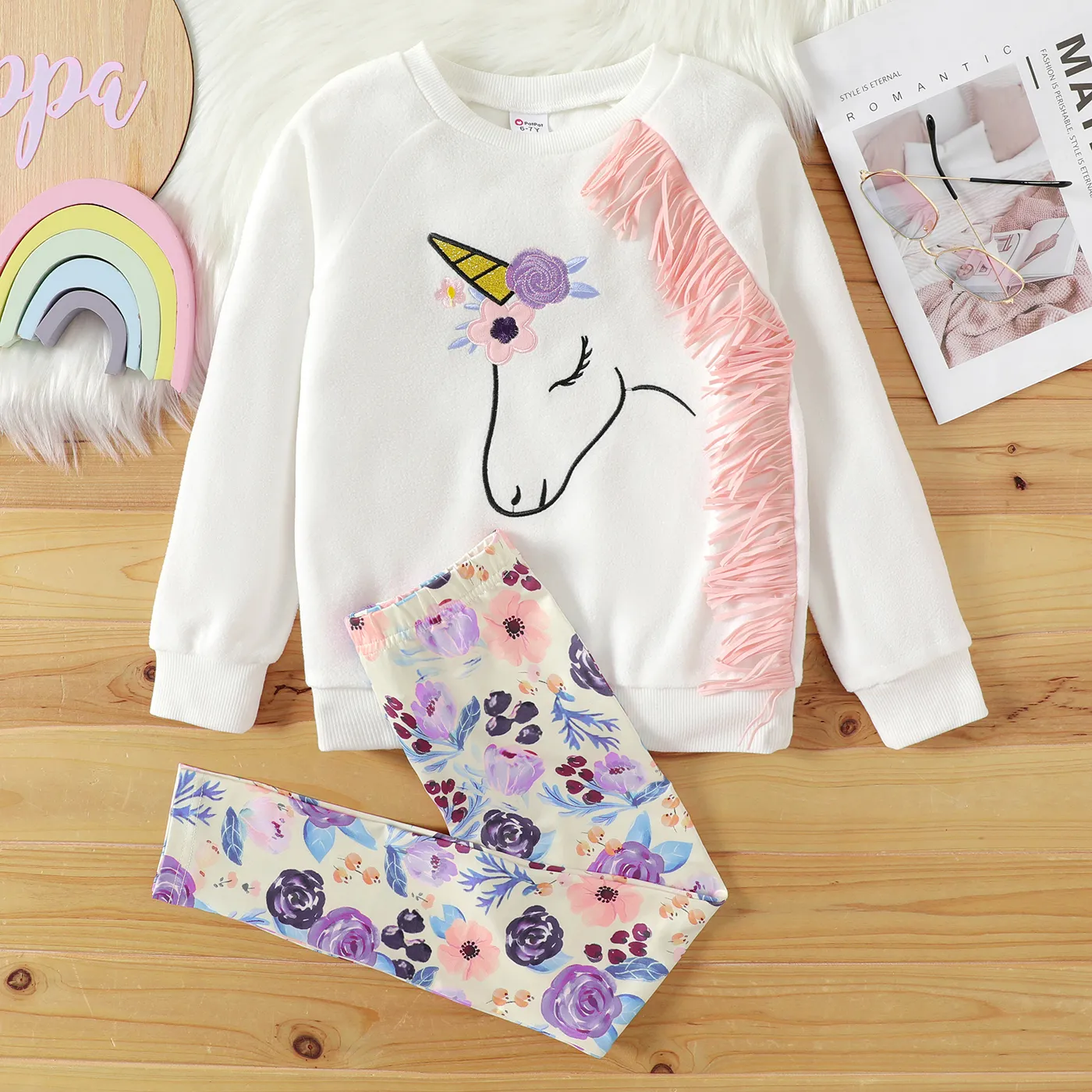 2pcs Kid Girl Animal Unicorn Print Tassel Fleece Sweatshirt and Floral Print Leggings Set White big image 1