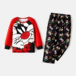 Looney Tunes  Family Matching Cartoon Graphic aglan-sleeve Allover Christmas Print Pajamas Sets (Flame Resistant)  image 6