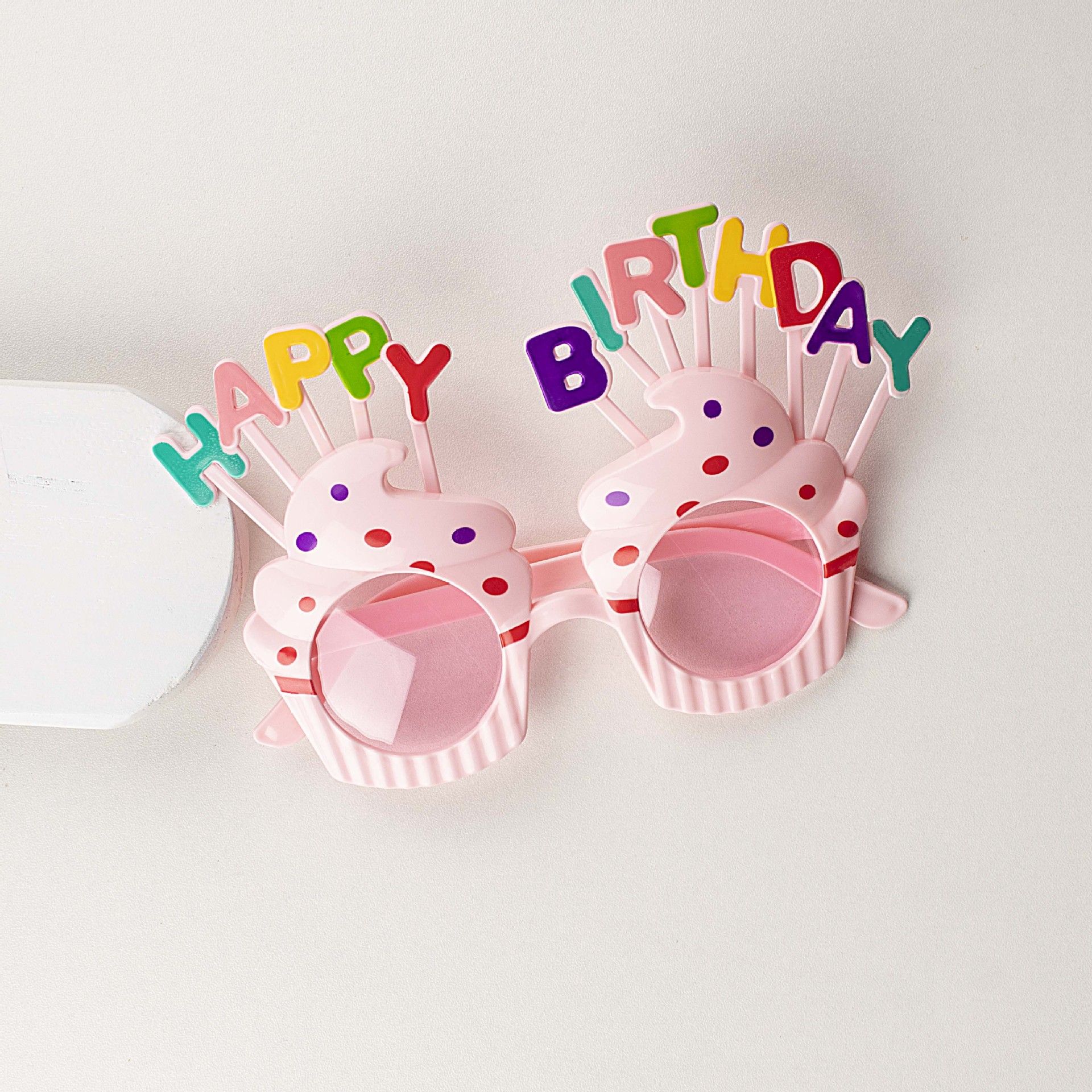 

Children's favorite birthday glasses, funny photos, parties must be decorations