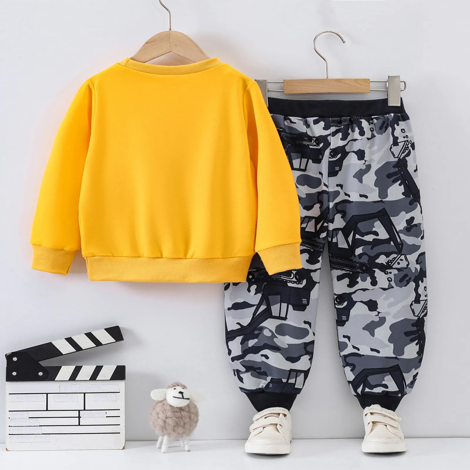 2PCS Toddler Boy Avant-garde Camouflage Top/ Pant Set  image 2
