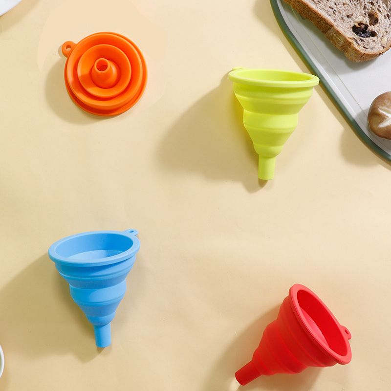 Foldable And Portable Silicone Funnel For Easy Oil And Food Pouring With Easy Cleaning And Hanging Design