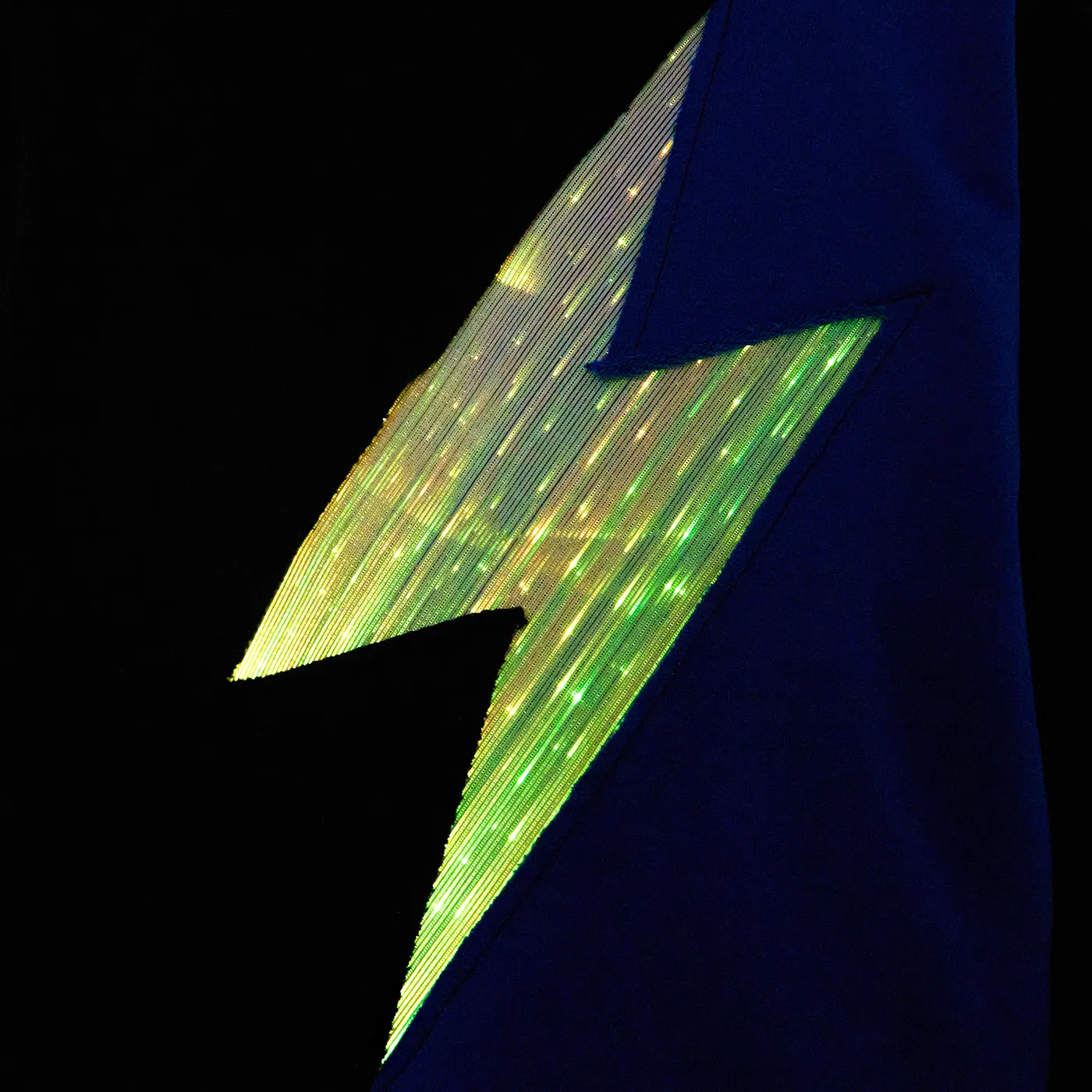 Go-Glow Illuminating Sweatshirt with Light Up Color Blocking Lightning Pattern Including Controller (Built-In Battery) ColorBlock big image 7