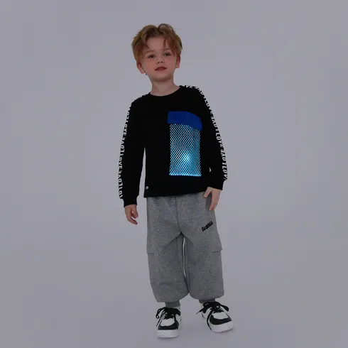 Go-Glow Illuminating Sweatshirt with Light Up Removable Pocket Including Controller (Built-In Battery) Black big image 2