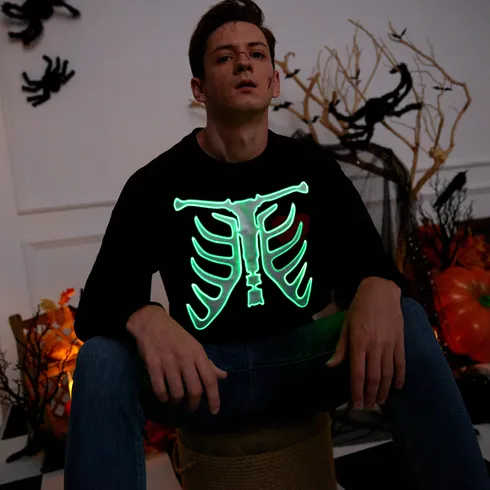 Go-Glow Halloween Illuminating Adult Sweatshirt with Light Up Skeleton Pattern for Men Including Controller (Built-In Battery) Black big image 4