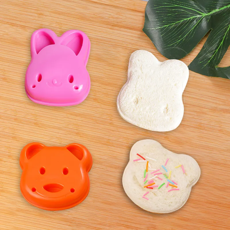 Set Of 2 Animal-shaped Bread Cutter DIY Molds