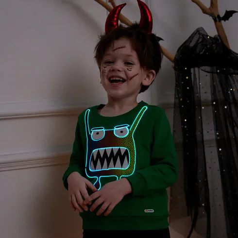 Go-Glow Illuminating Sweatshirt with Light Up Monster Including Controller (Built-In Battery) Green big image 3